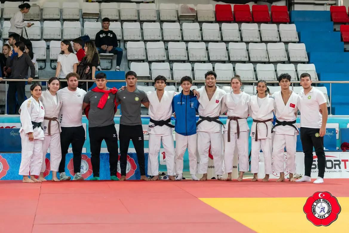 Manisa Bbsk Judo Takimi Umitler Ligi Ilk Etabini 3 Sirada Tamamladi (3)