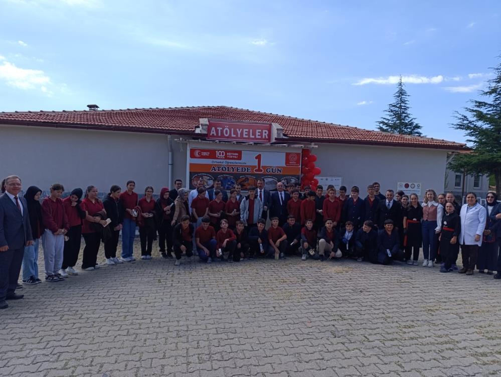 Manisada Atolyede 1 Gun Projesi Gordeste Basladi (1)