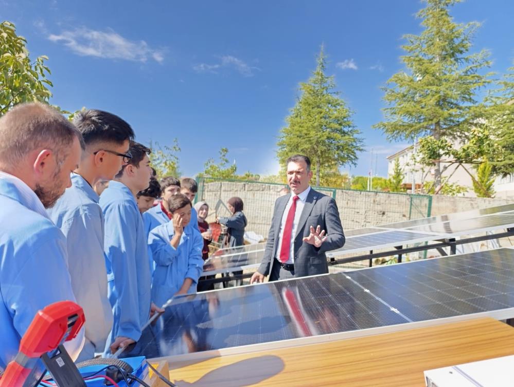 Manisada Atolyede 1 Gun Projesi Gordeste Basladi (7)