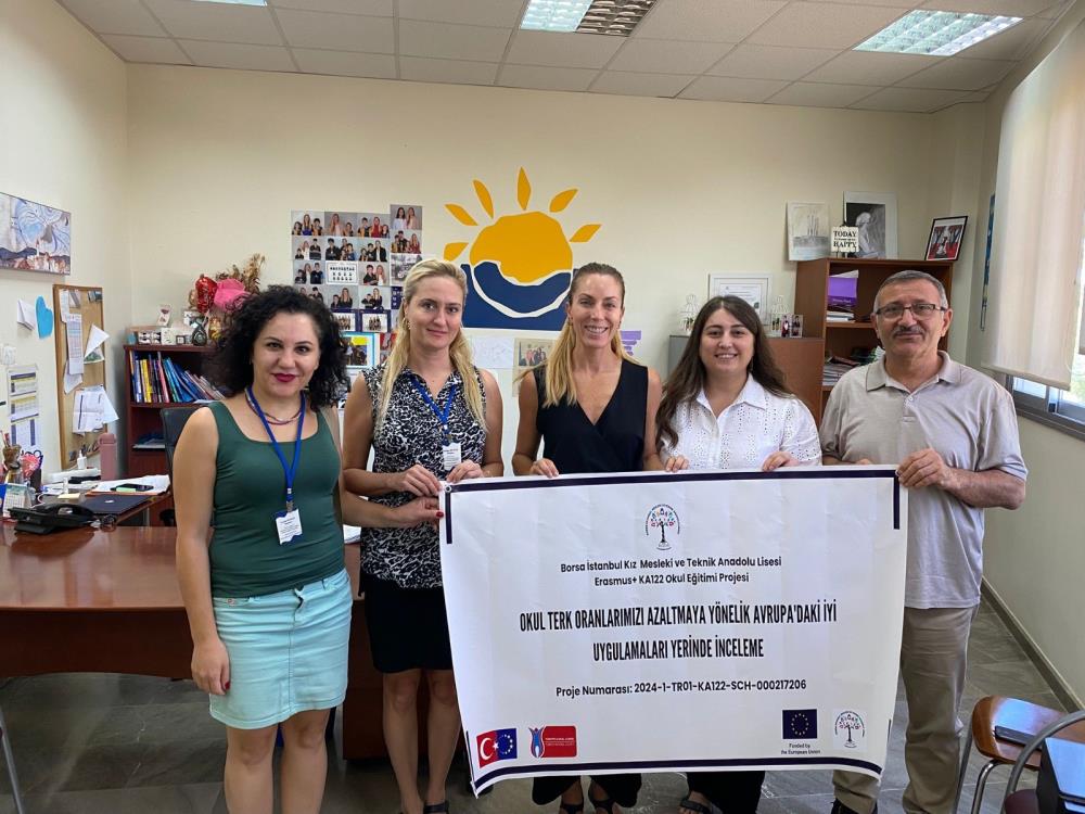 Manisali Ogretmenler Okul Terkiyle Mucadelede Avrupa Orneklerini Yerinde Inceledi (1)