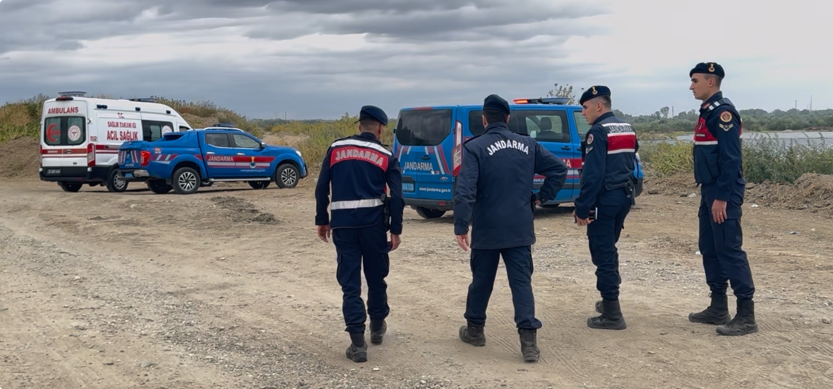 Nehirde Korkunç Manzara! Çürümüş Erkek Cesedi Bulundu (2)