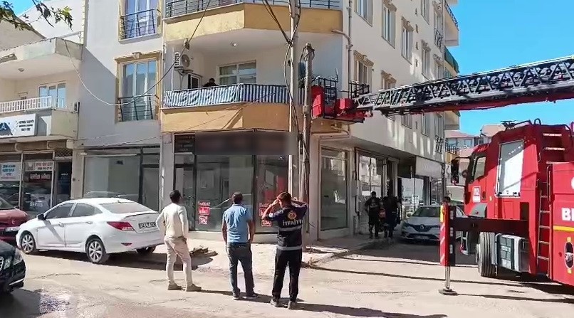 Okula Gitmeyince Evine Girildi! 42 Yaşındaki Öğretmen Ölü Bulundu (3)