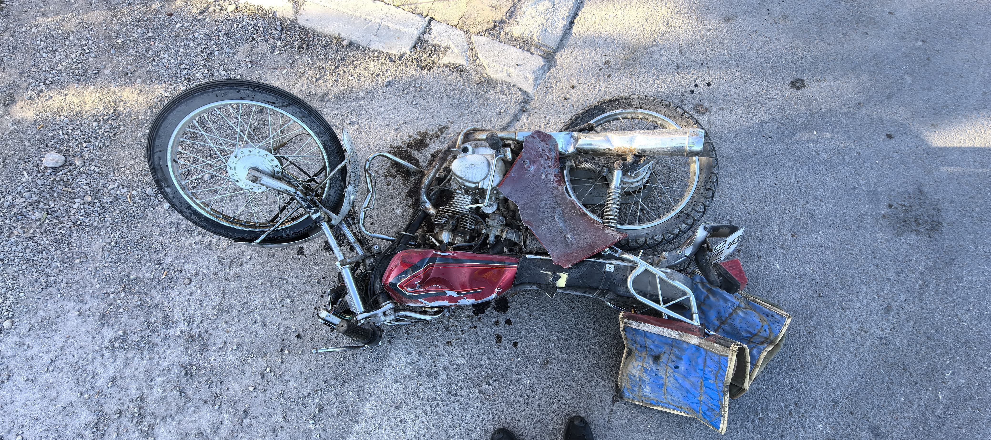 Ölümle Sonuçlanan Kaza Motosiklet Sürücüsü Feci Şekilde Yaşamını Yitirdi (4)