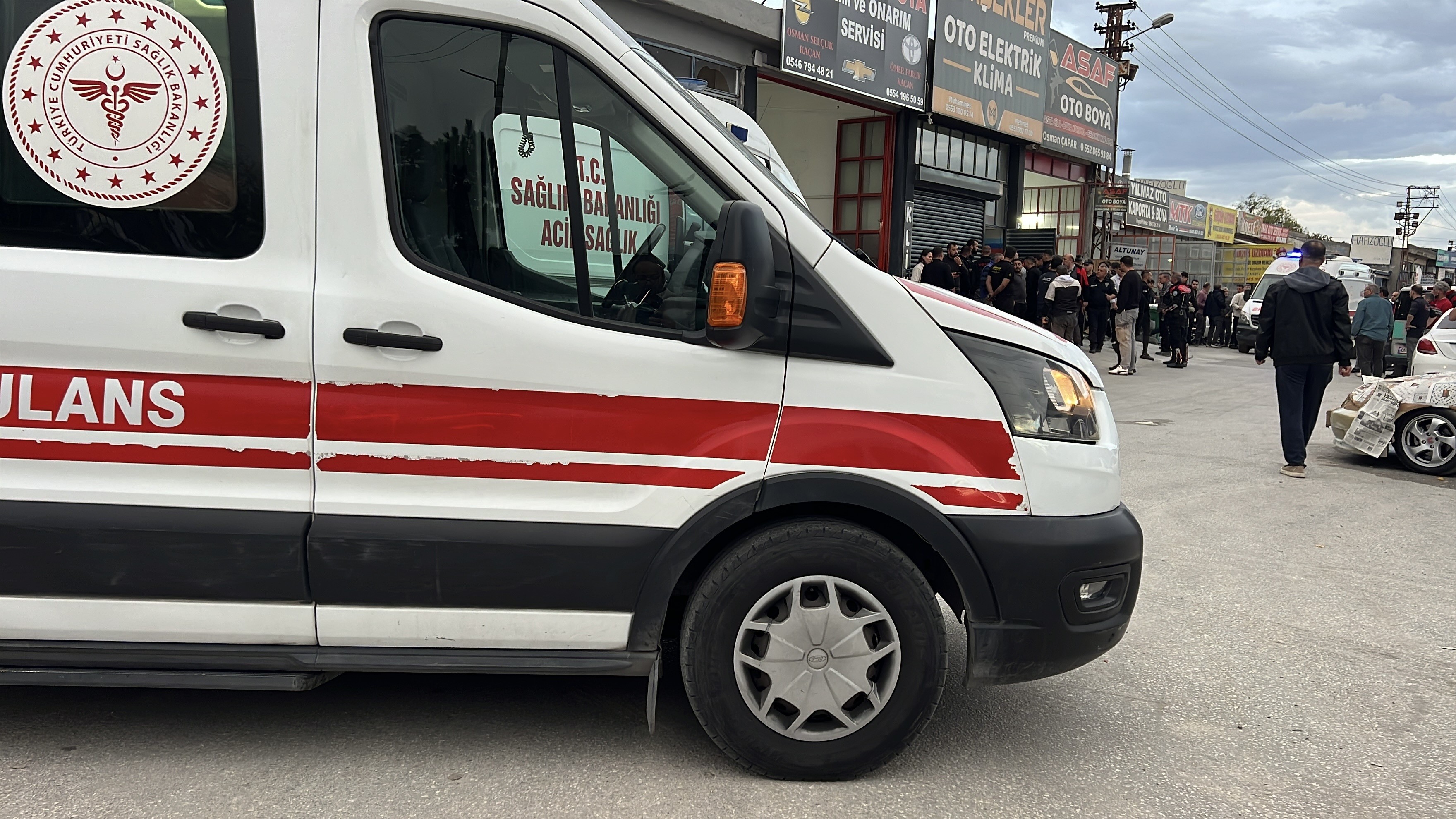 Oto Tamircide Korkunç Saldırı Av Tüfeğiyle Rastgele Ateş Açtı, 12 Yaralı! (3)