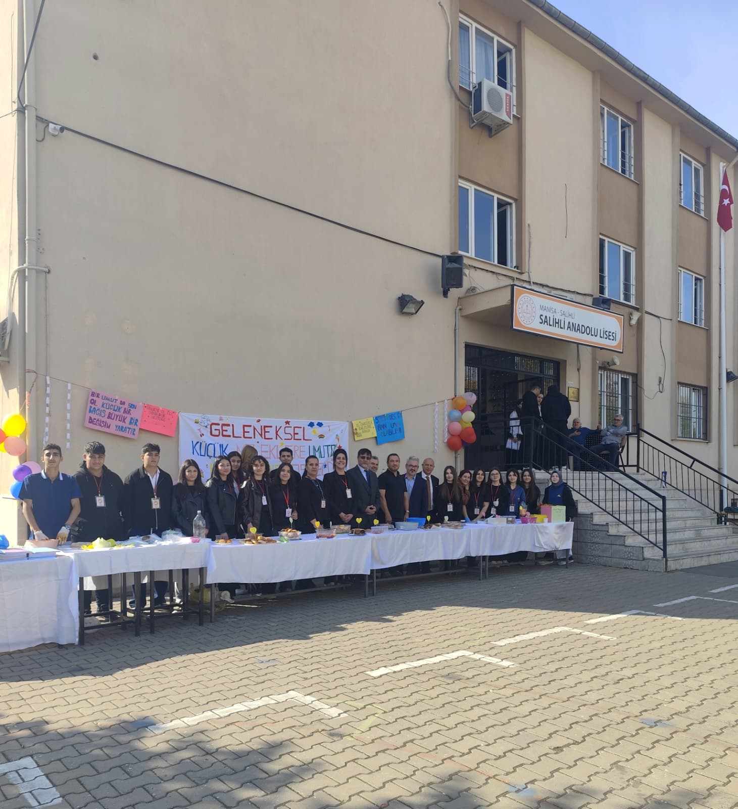 Salihli Anadolu Lisesi (1)-1