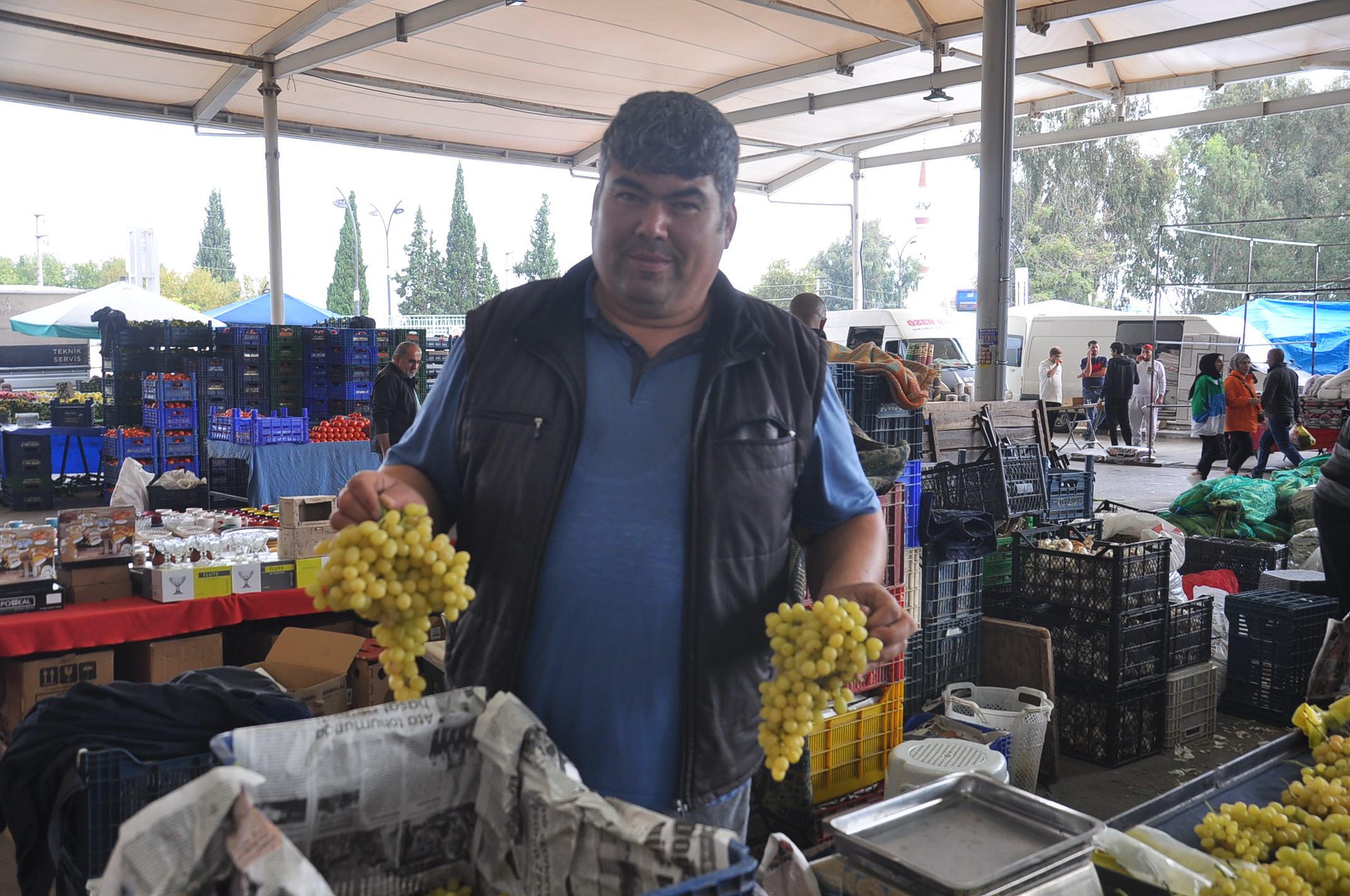 Sali̇hli̇ Çarşamba Pazari (21)