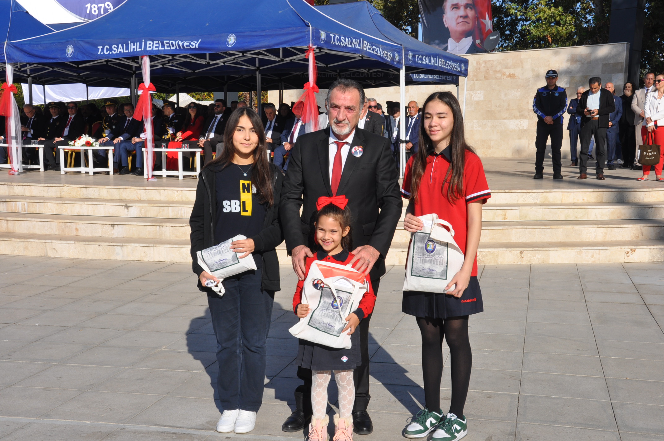 Salihli Cumhuriyet (17)