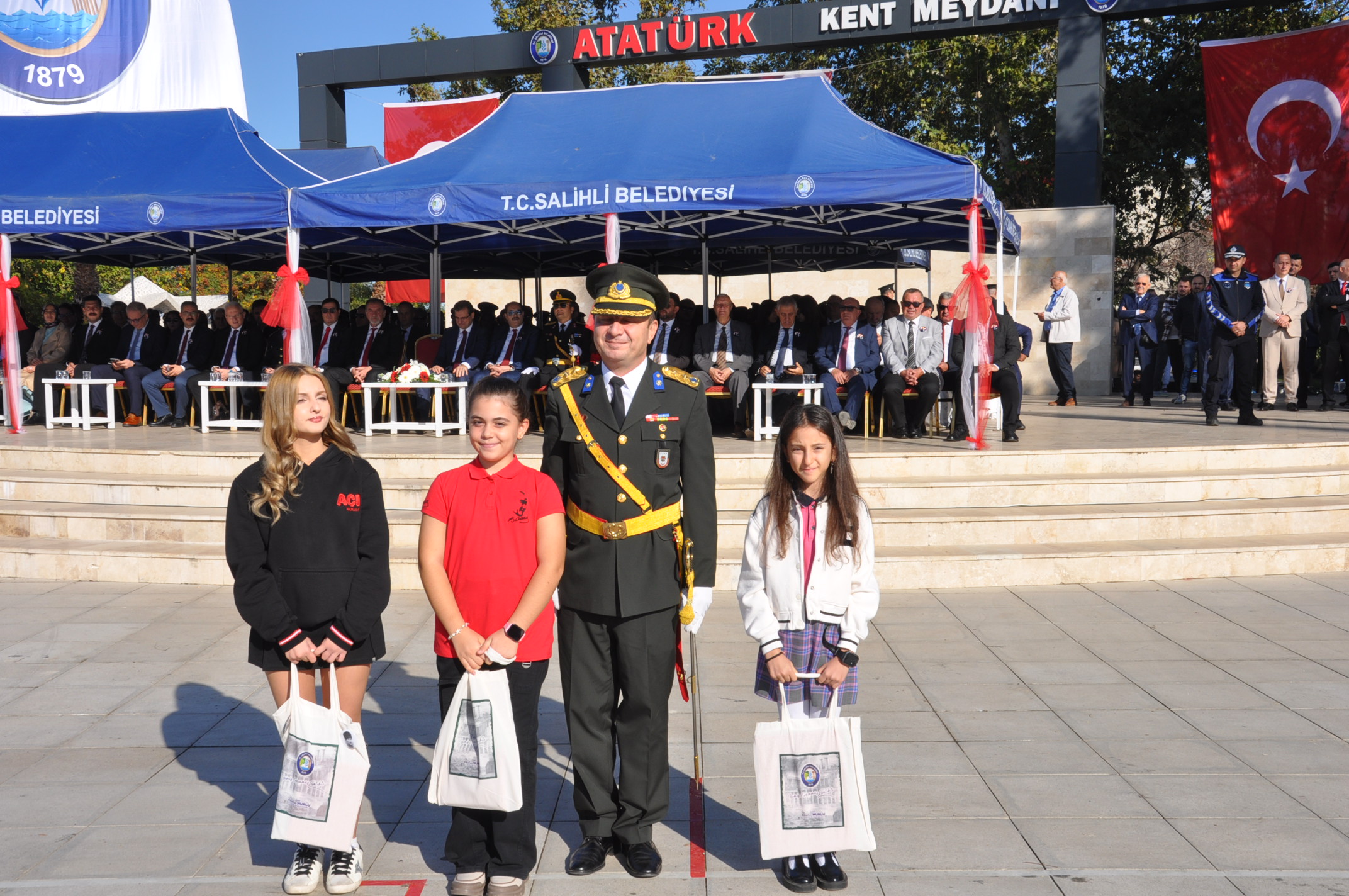 Salihli Cumhuriyet (18)