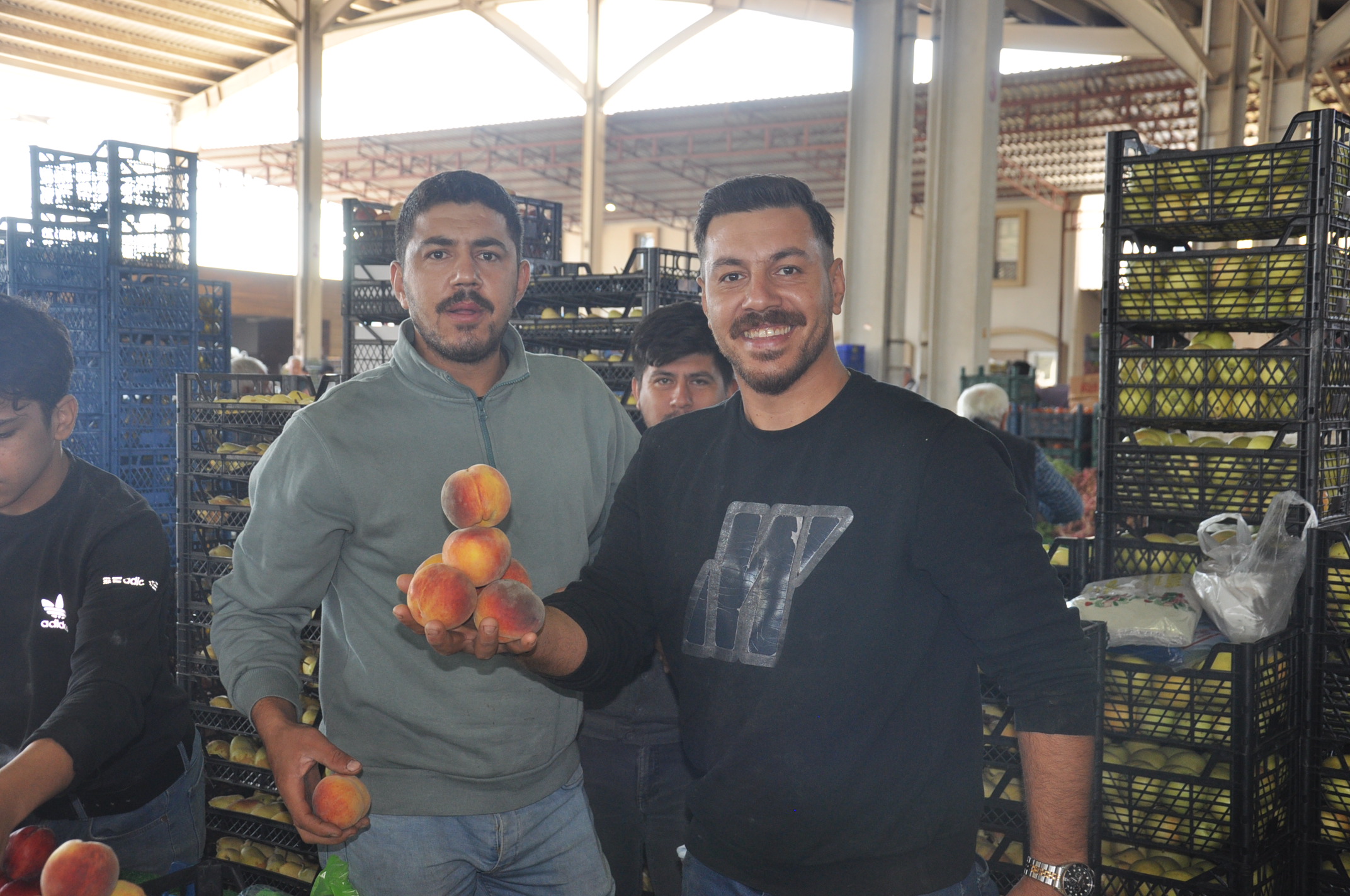 Salihli Icin Pazardaki Guncel Fiyatlar 1 Ekim Carsamba Yaz Urunleri Azaliyor Fiyatlari (11)