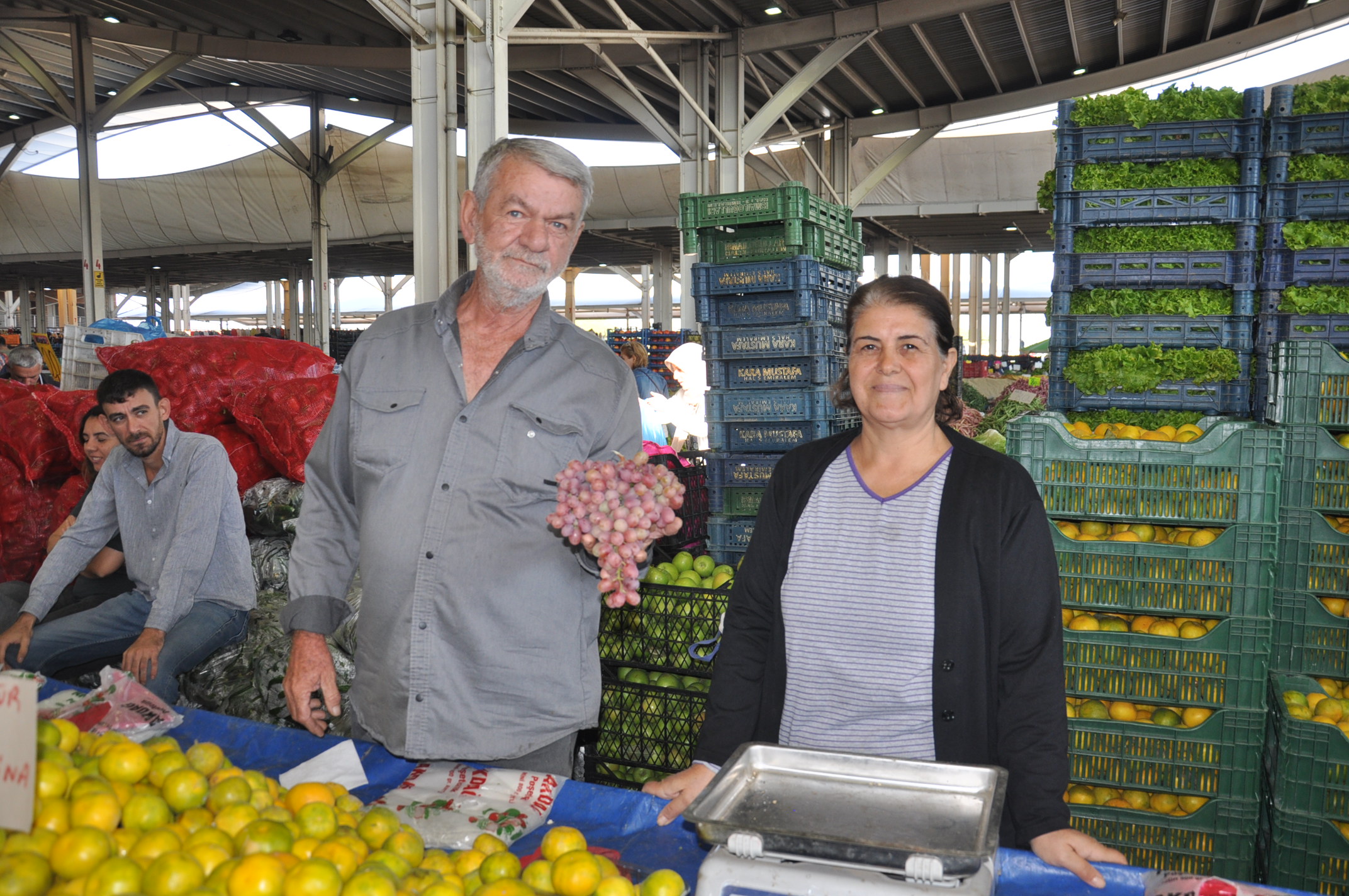 Salihli Icin Pazardaki Guncel Fiyatlar 1 Ekim Carsamba Yaz Urunleri Azaliyor Fiyatlari (9)