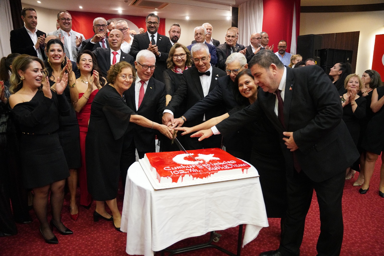 Salihli Rotary Kulübü’nden Cumhuriyet Balosu (1)