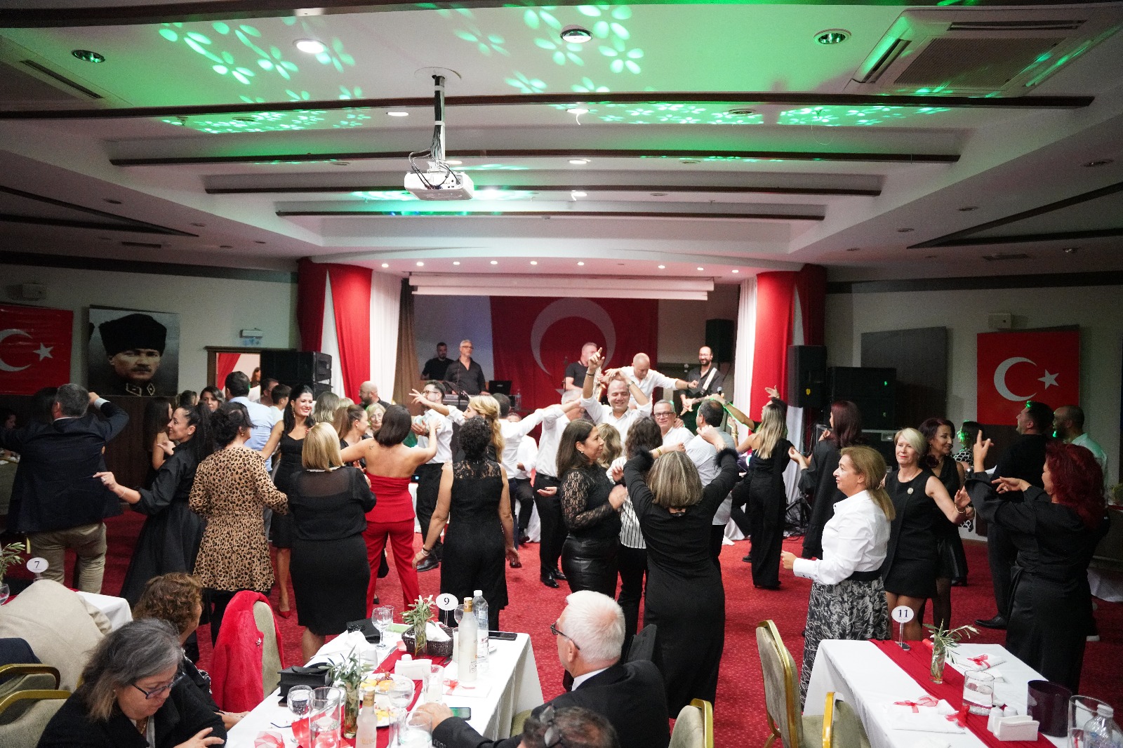 Salihli Rotary Kulübü’nden Cumhuriyet Balosu (4)