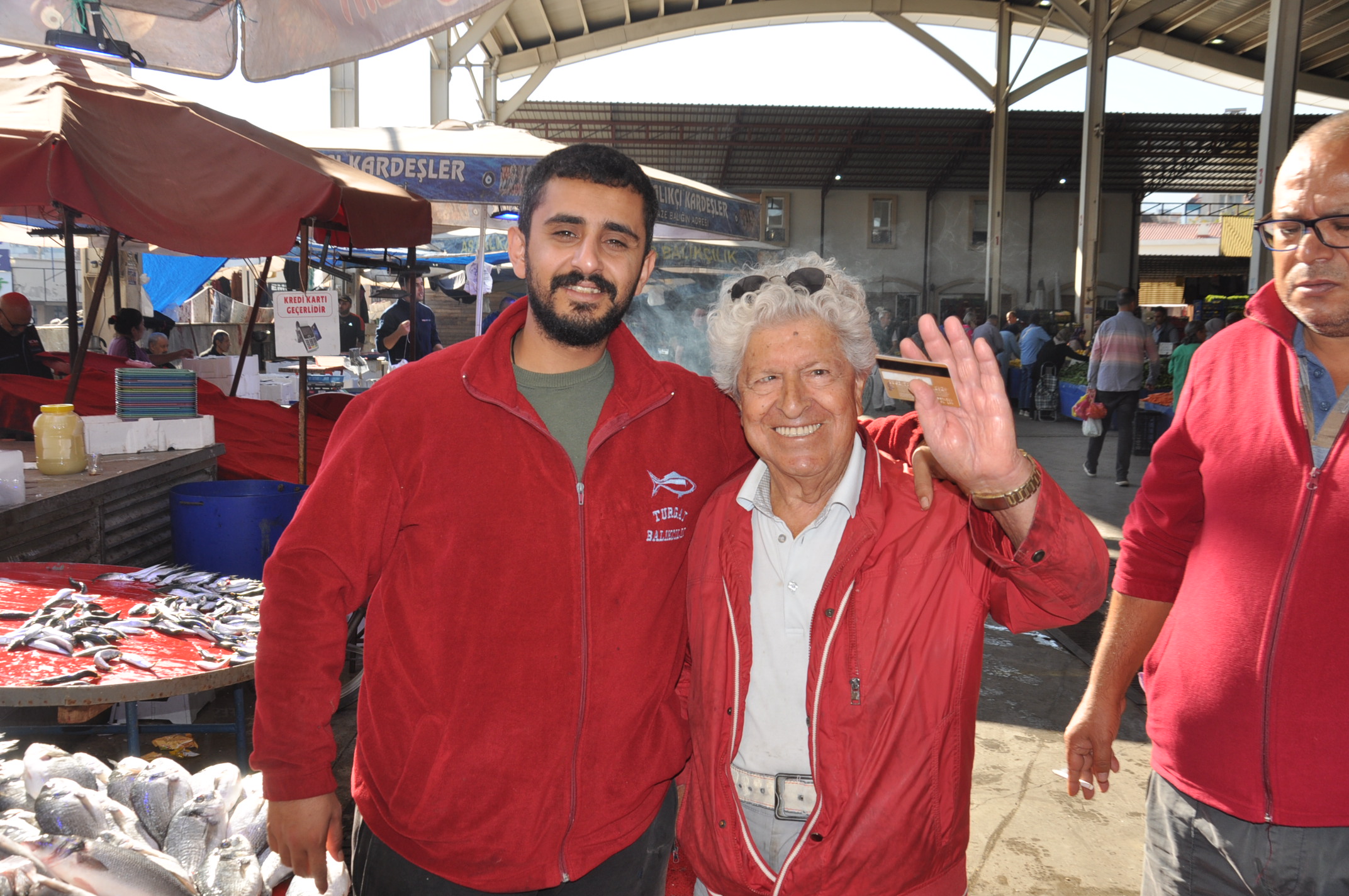 Salihli Yeni Pazar Yerinde Balik Fiyatlari 1 Ekim Carsamba Tezgahlarda Balik Bereketi (17)