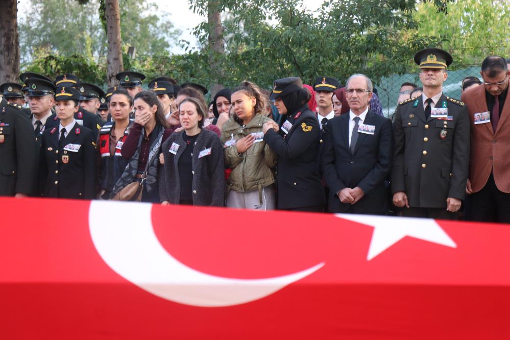 Sehit Askerler Memleketlerine Ugurlandi (6)