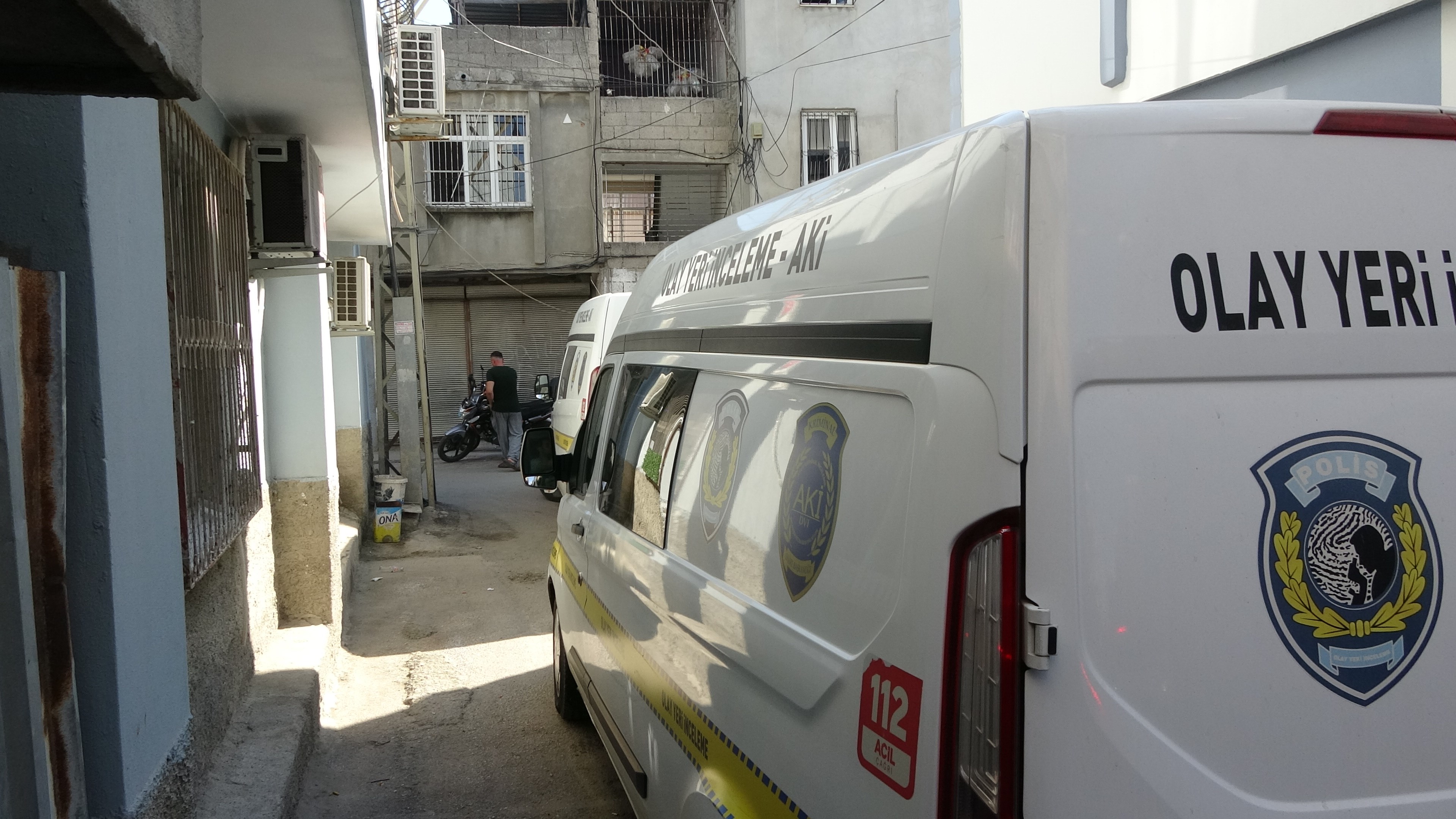 Sokak Ortasında Silahlar Konuştu Kanlı Hesaplaşmada 1 Ölü, 3 Yaralı (6)