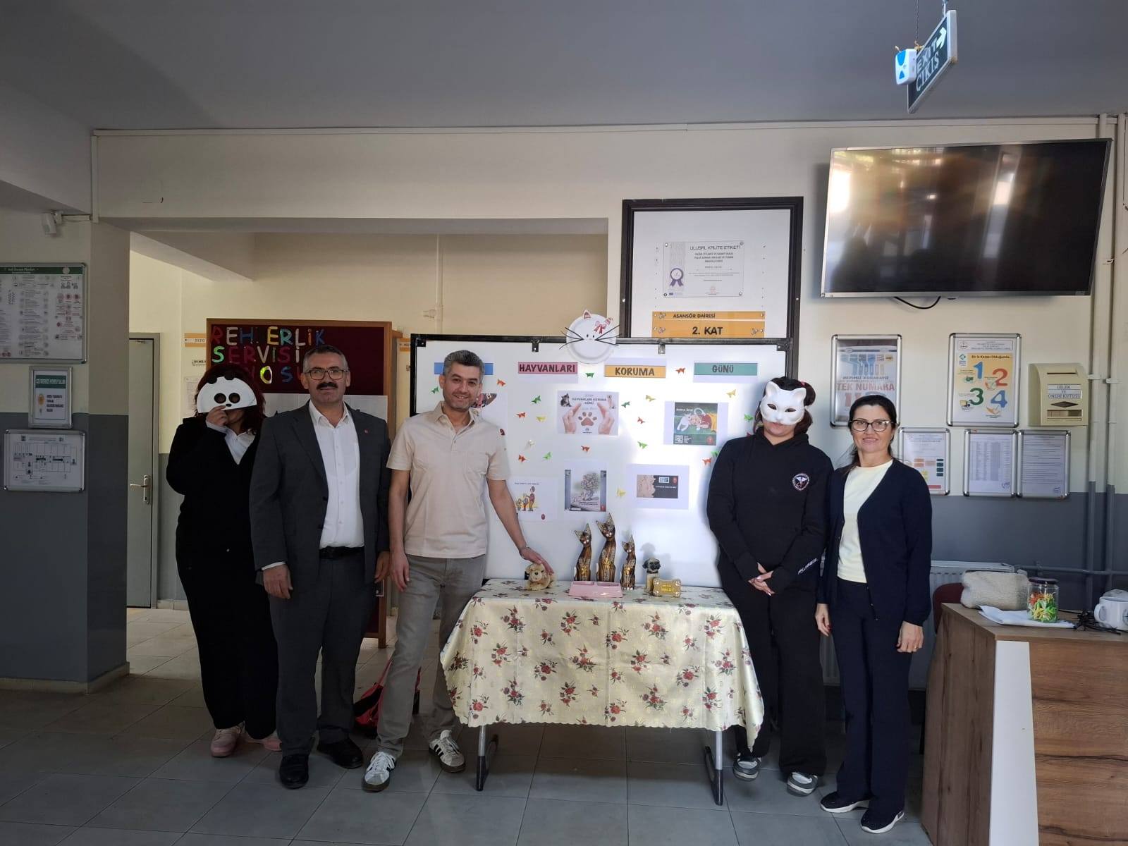 Talat Zurnaci Metalde 4 Ekim Dunya Hayvanlari Koruma Gunune Anlamli Dokunus (3)