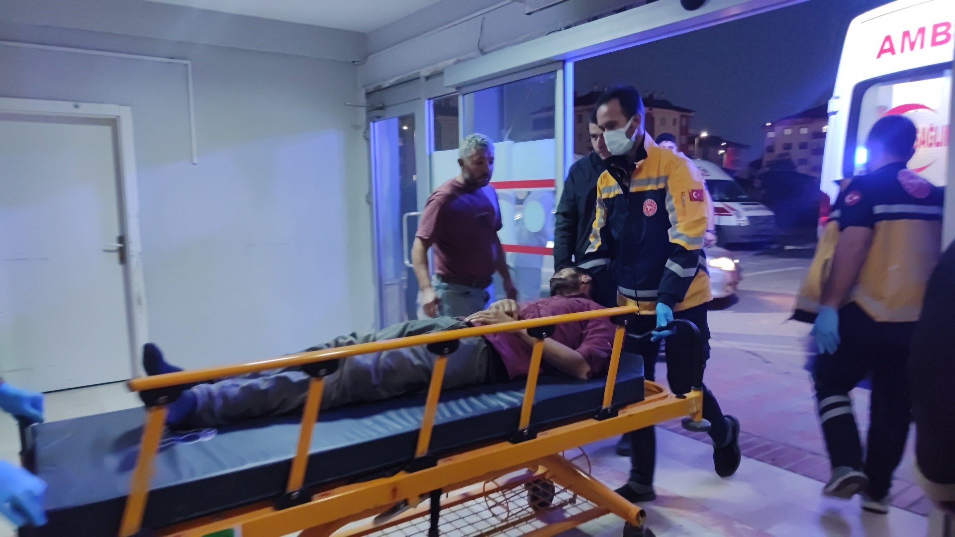 Tartışma Silahlı Kavgaya Dönüştü 1 Kişi Yaşamını Yitirdi, 2 Kişi Yaralandı (4)