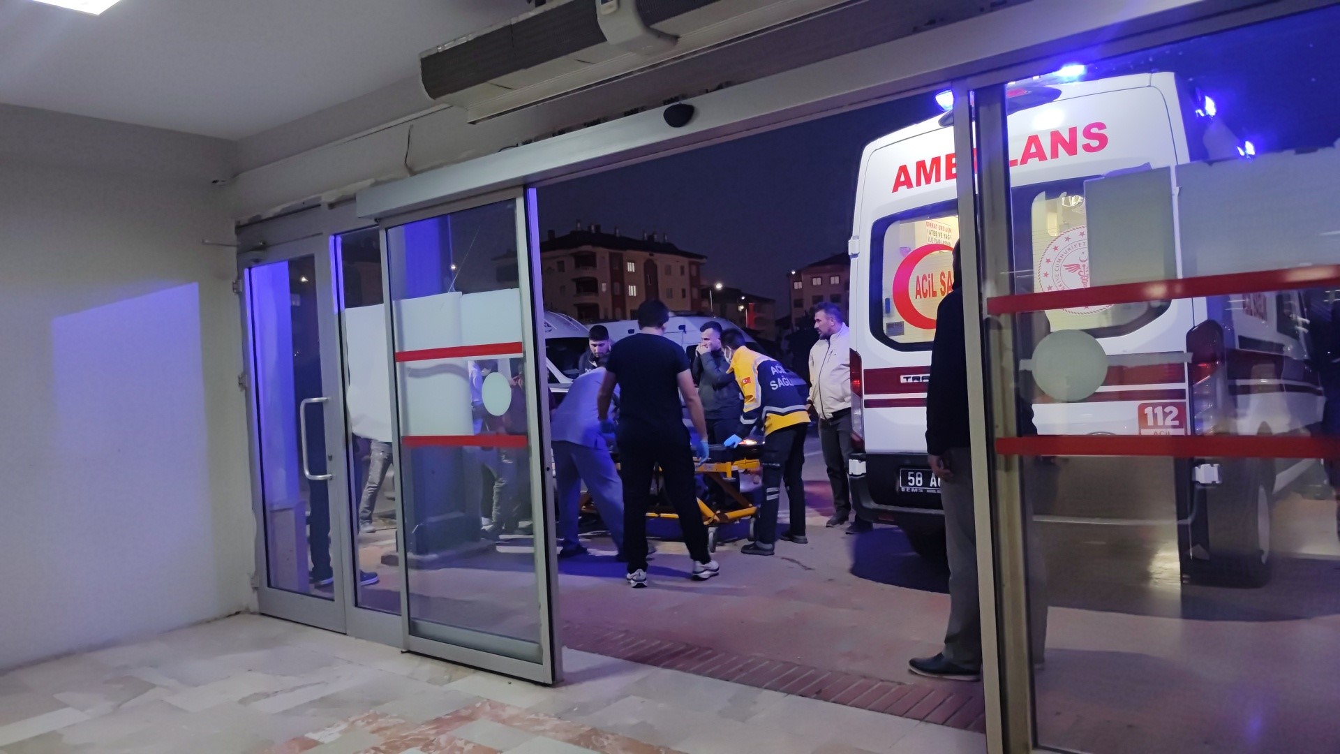 Tartışma Silahlı Kavgaya Dönüştü 1 Kişi Yaşamını Yitirdi, 2 Kişi Yaralandı (5)