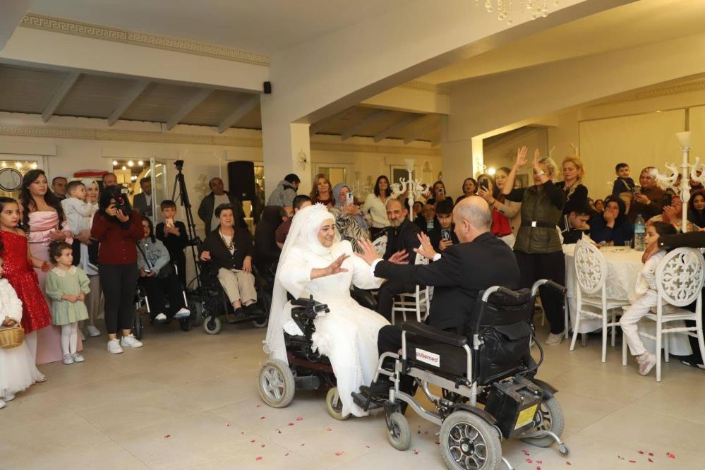 Turgutluda Engel Tanimayan Ask Sevgi Ve Mustafa Cifti Hayatlarini Birlestirdi (3)