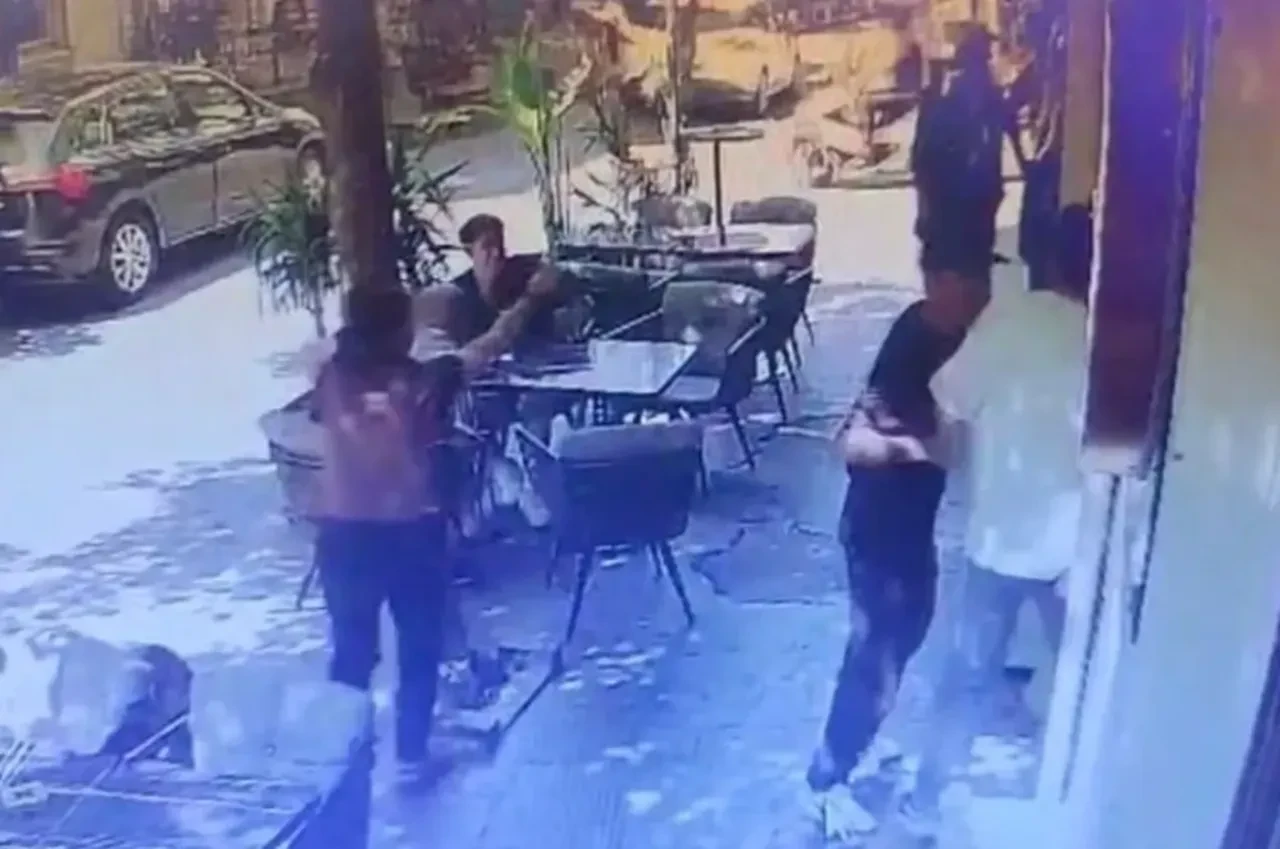 Unlu Oyuncu Ufuk Bayraktar Hakkinda Sok Iddia Koruma Parasi Istemis (1)-1