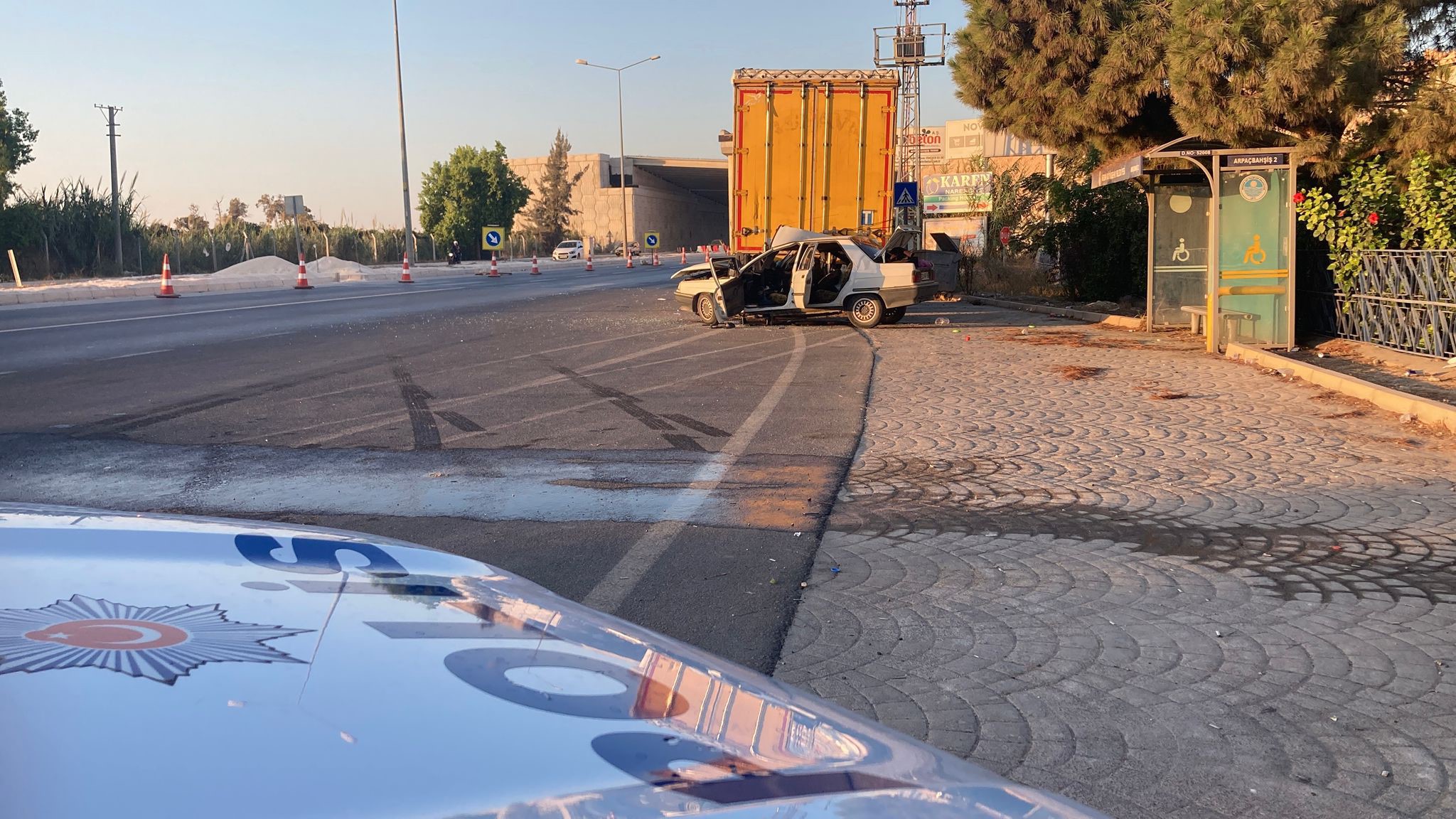 Uyku Faciası Sürücü Park Halindeki Tıra Çarptı, Hayatını Kaybetti (2)