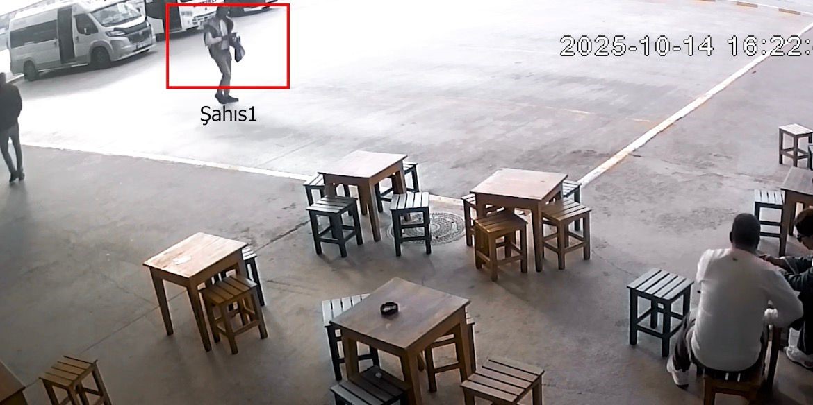 Uyuşturucuyu Yutup Türkiye’ye Getirdi! Narkotik Ekiplerinden Film Gibi Operasyon (8)