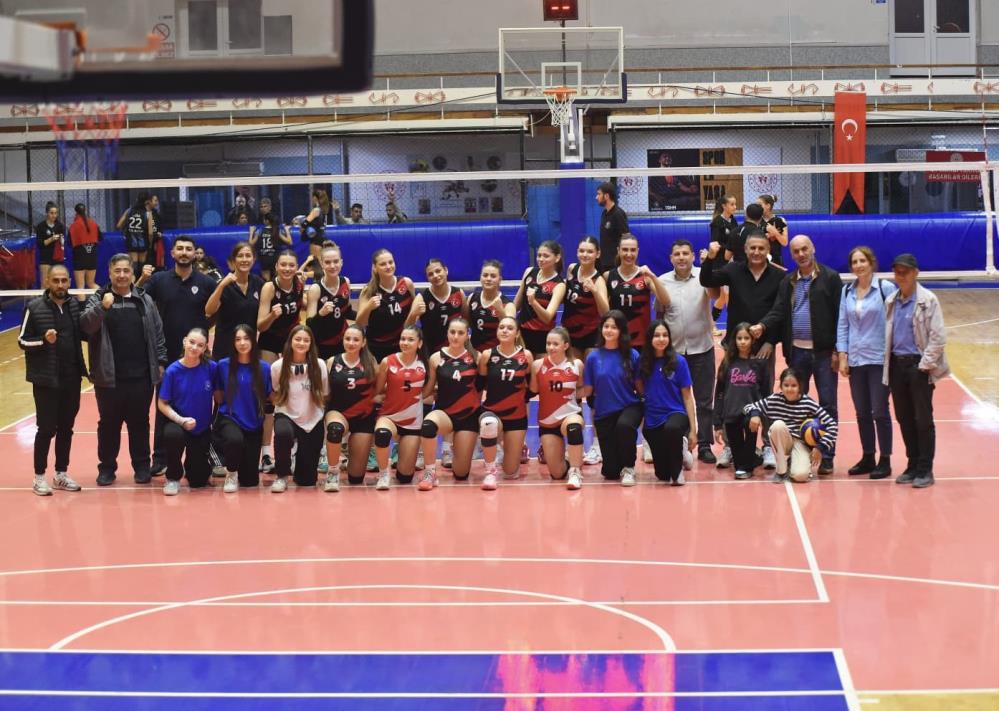 Voleybo Yunusemre (4)