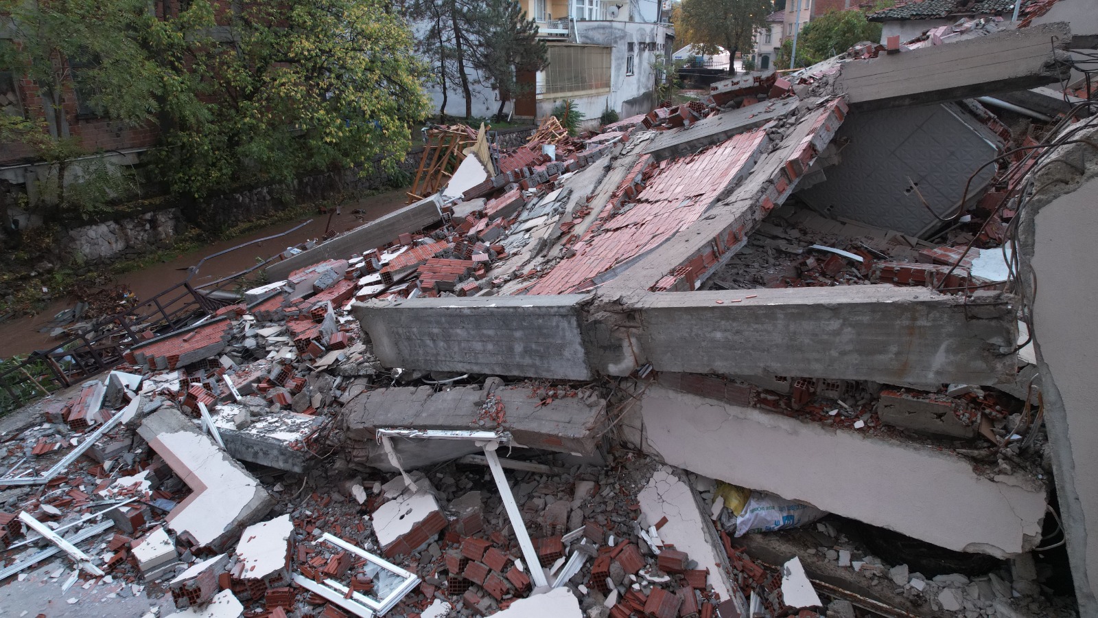 Whatsapp Image 2025 10 28 At 09.59.54