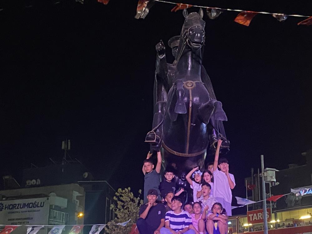 Yagmur Nedeniyle Ertelenen Aleyna Tilki Konseri Icin Yeni Tarih Belli Oldu (3)