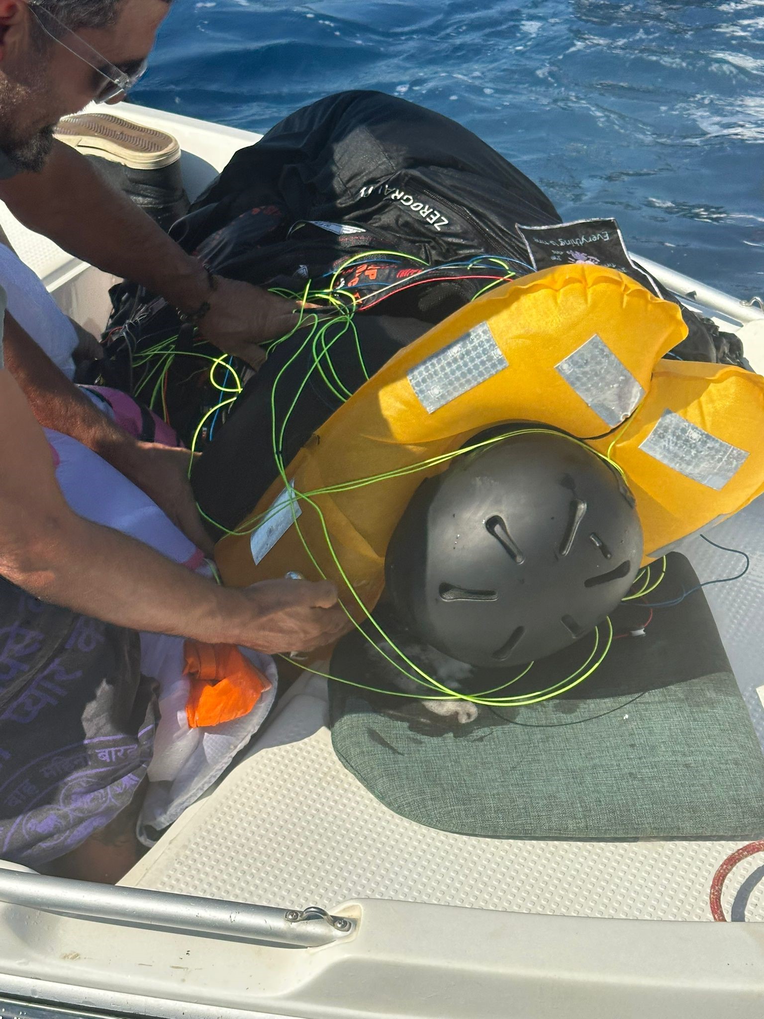 Yamaç Paraşütü Faciası Akrobasi Hareketi Ölümle Sonuçlandı (3)