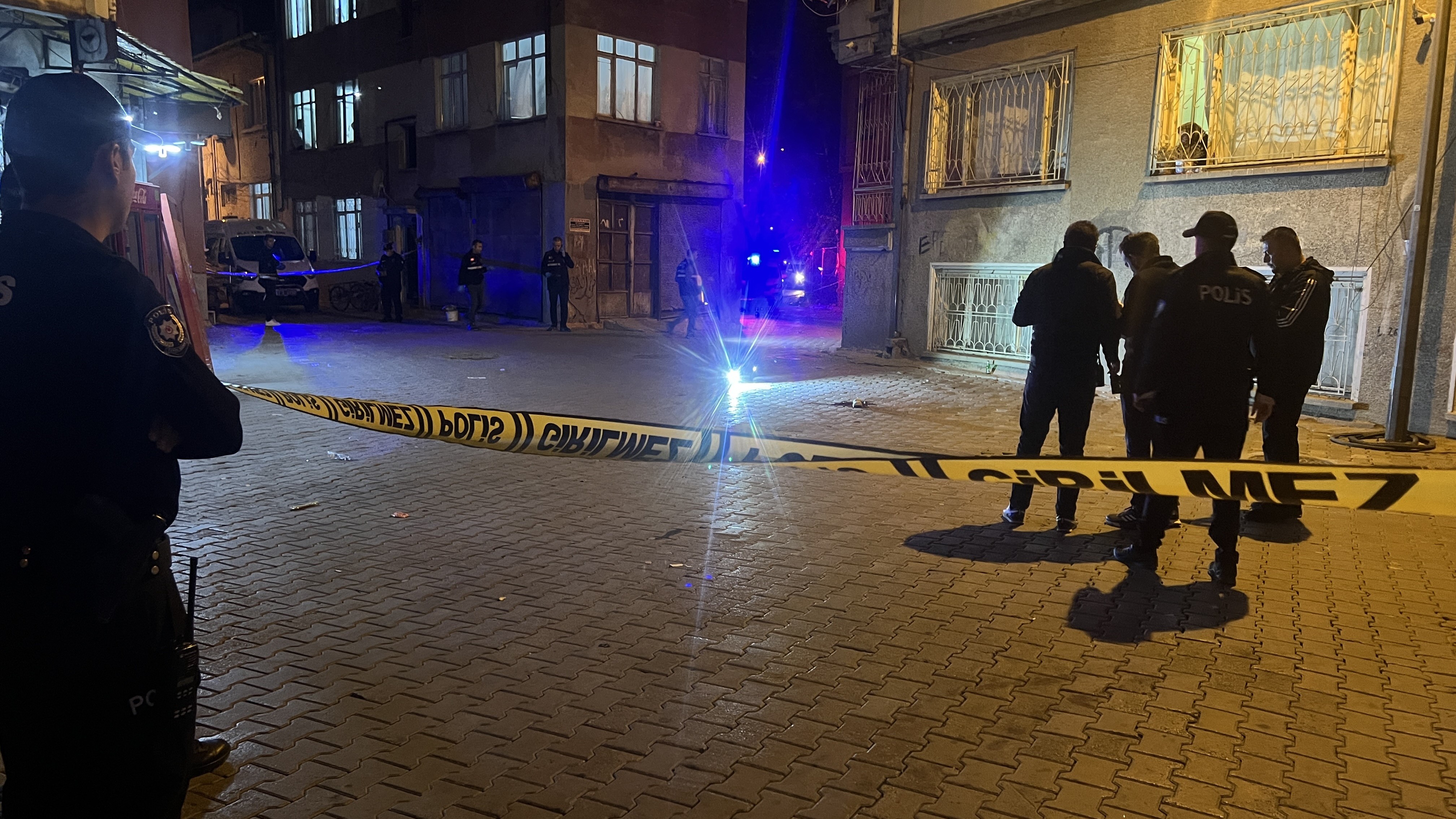 Yan Bakma Tartışması Katliama Dönüştü 5 Yaşındaki Çocuk Öldü, Yaralılar Hastanede (3)