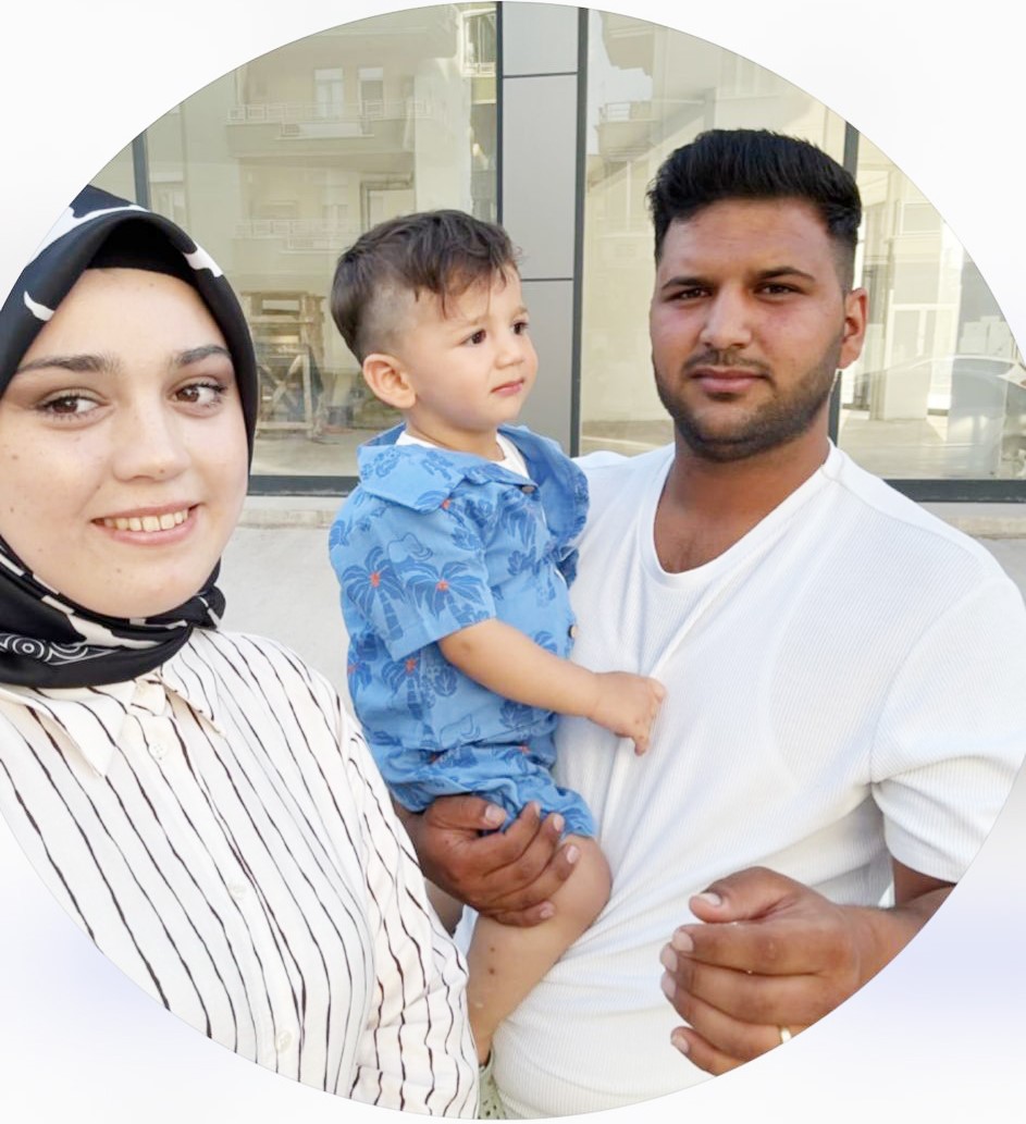 Yeni Yaptırılan Cam Balkon 2 Can Aldı! Baba Eve Geldiğinde Eşi Ve Çocuğunu Ölü Buldu (2)