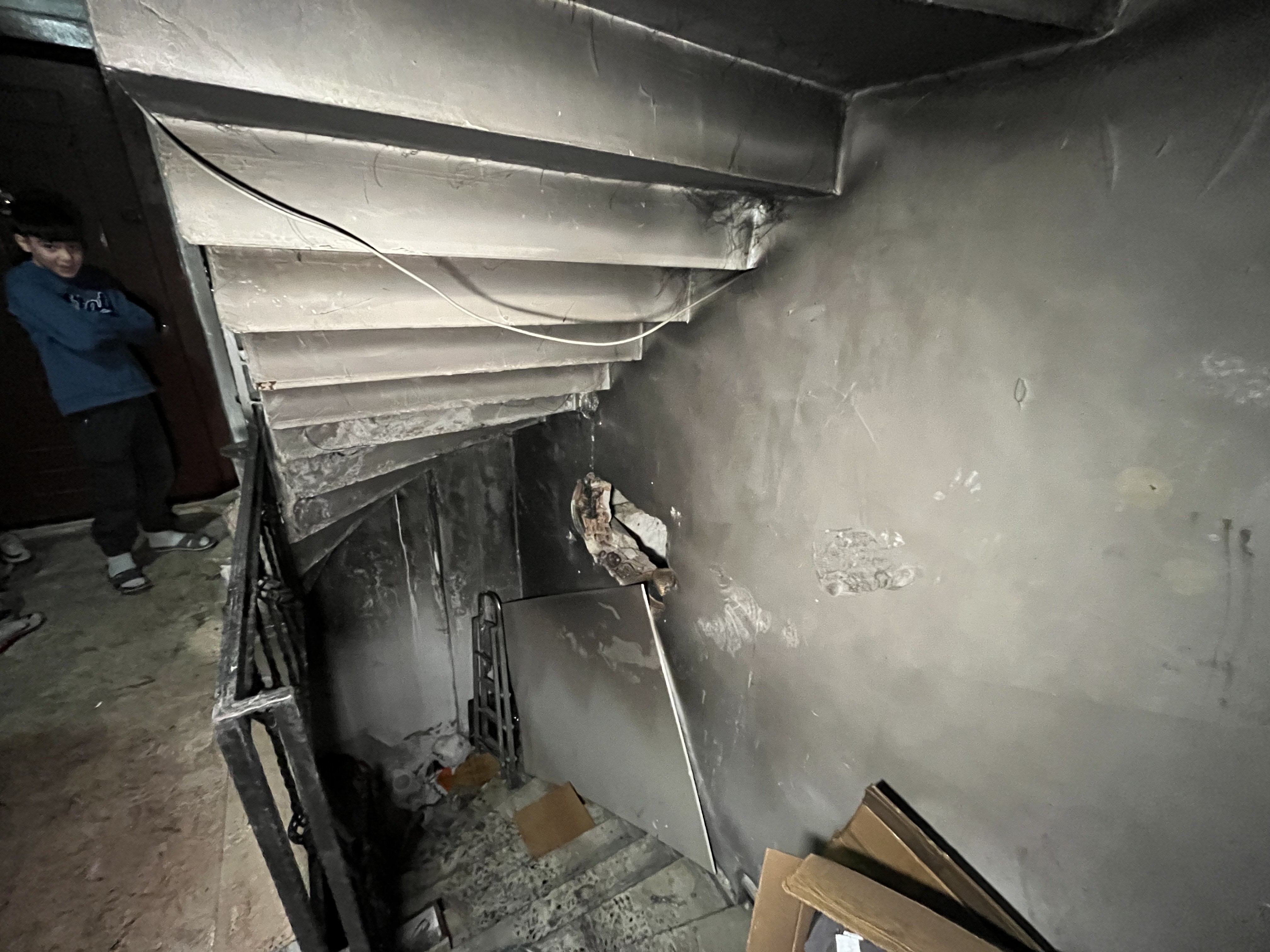 “Yine Tehdit Etti, Bu Kez Yaktı” Eski Eşinin Yaşadığı Binayı Kundakladı, 3’Ü Ağır 7 Yaralı (3)