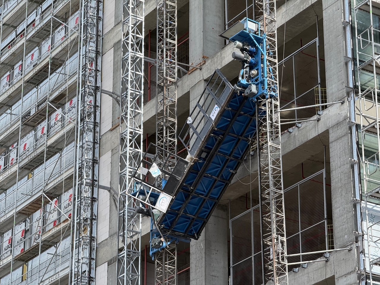 Yük Asansörü Halatı Koptu Yaralı Işçilerin Sayısı 8’E Yükseldi (3)