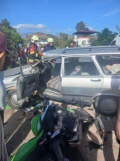 Yürek Burkan Kaza Feci Kazada Ikinci Ölüm (4)
