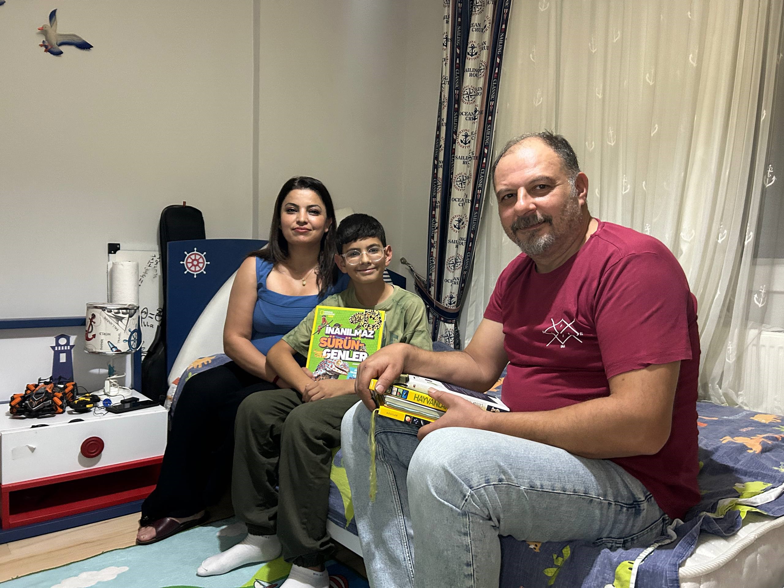 11 Yaşında Bilim Dahisi Ümit Keçik, Elon Musk’ı Geçmeyi Hedefliyor (8)