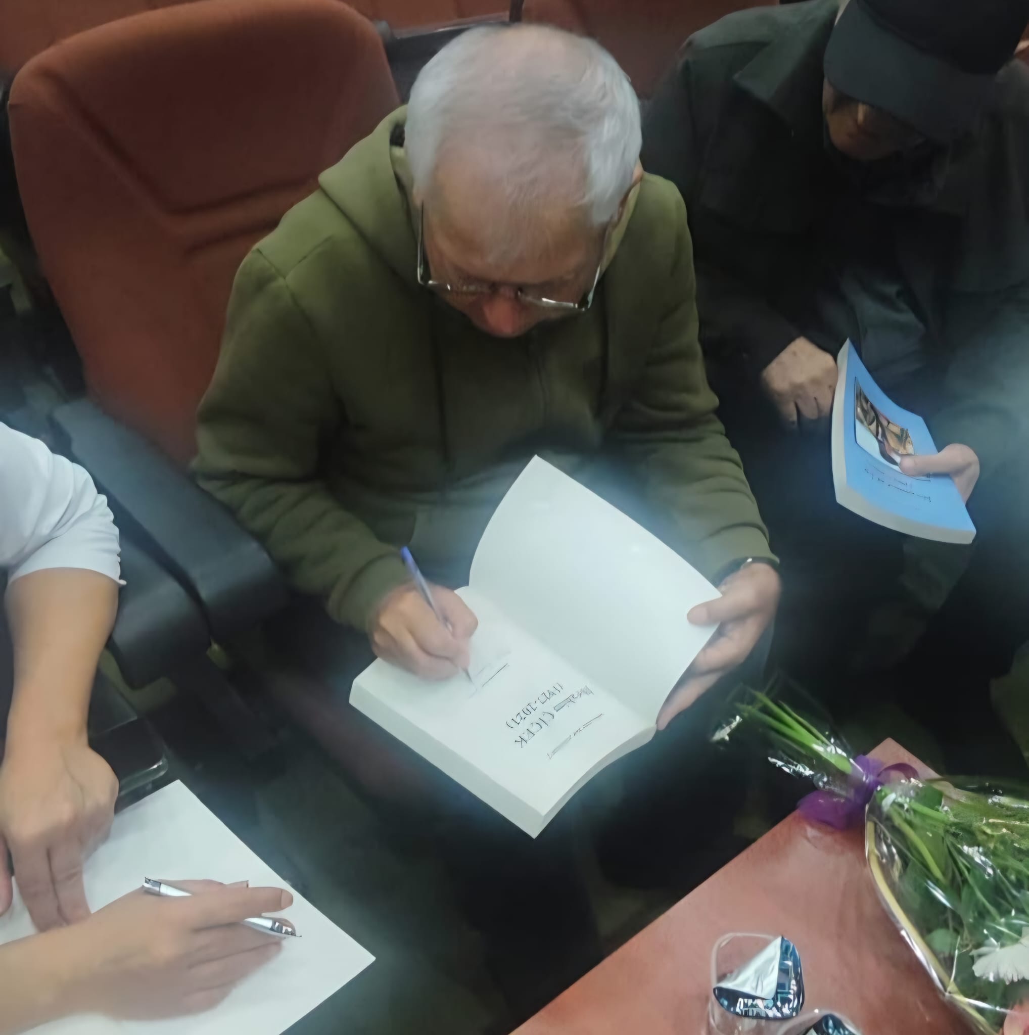 25481A11 749D 45A3 Bb55 A345B73Dd331