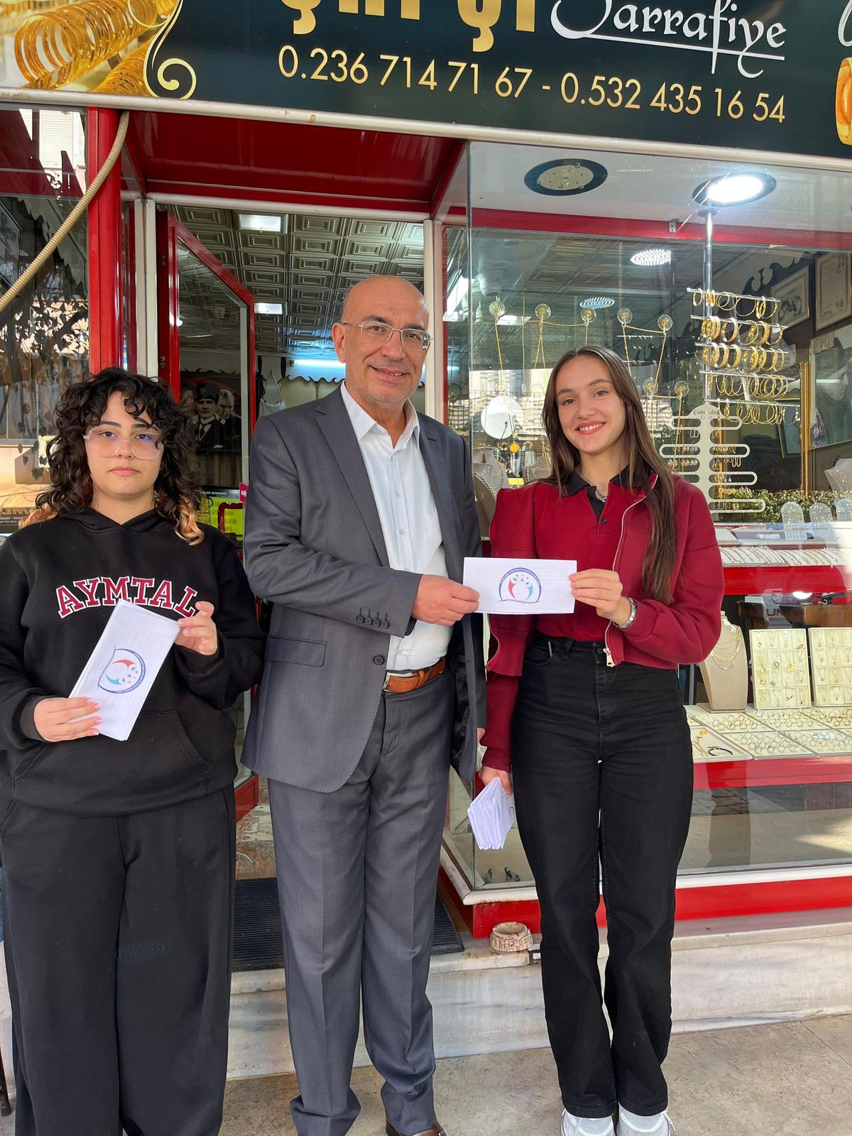 37F22077 7Cca 4D7E 8C99 E73776Fec2B4