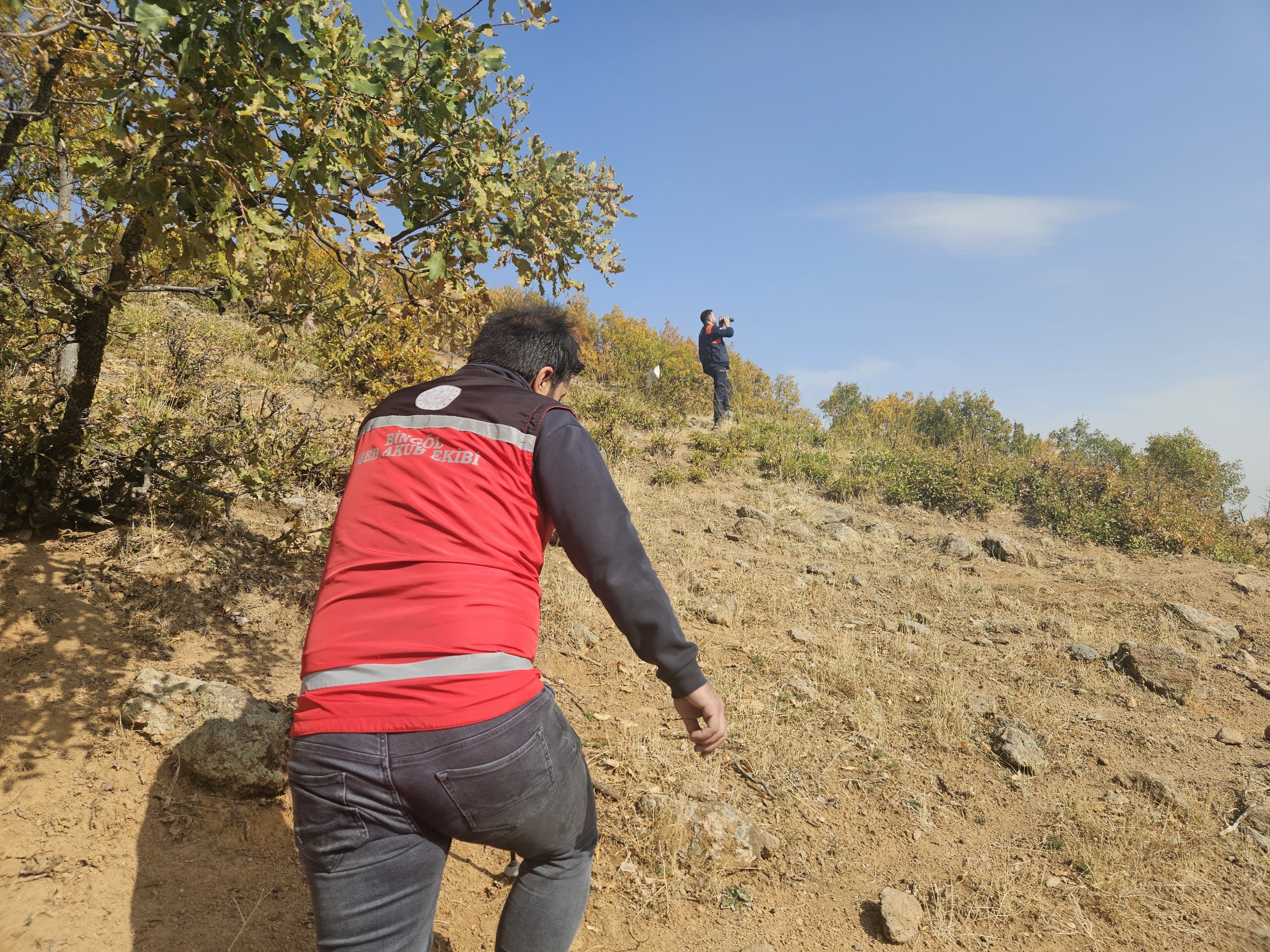 4 Gündür Kayıp Olarak Aranıyordu… Alzheimer Hastası Yaşlı Adam Arazide Ölü Bulundu (2)