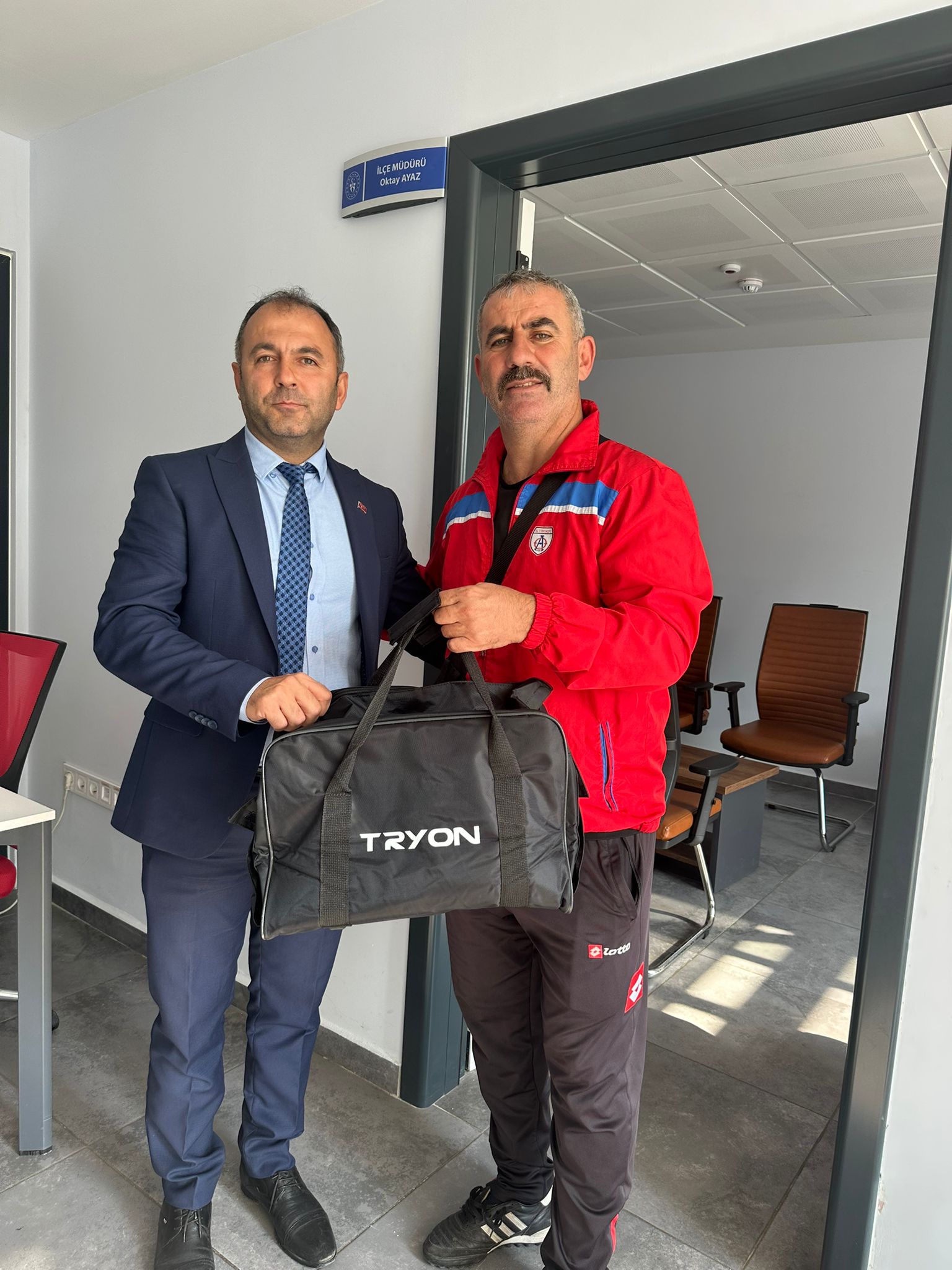 54283339 232C 4A4B 8Ea5 4C45Afb9Bb12