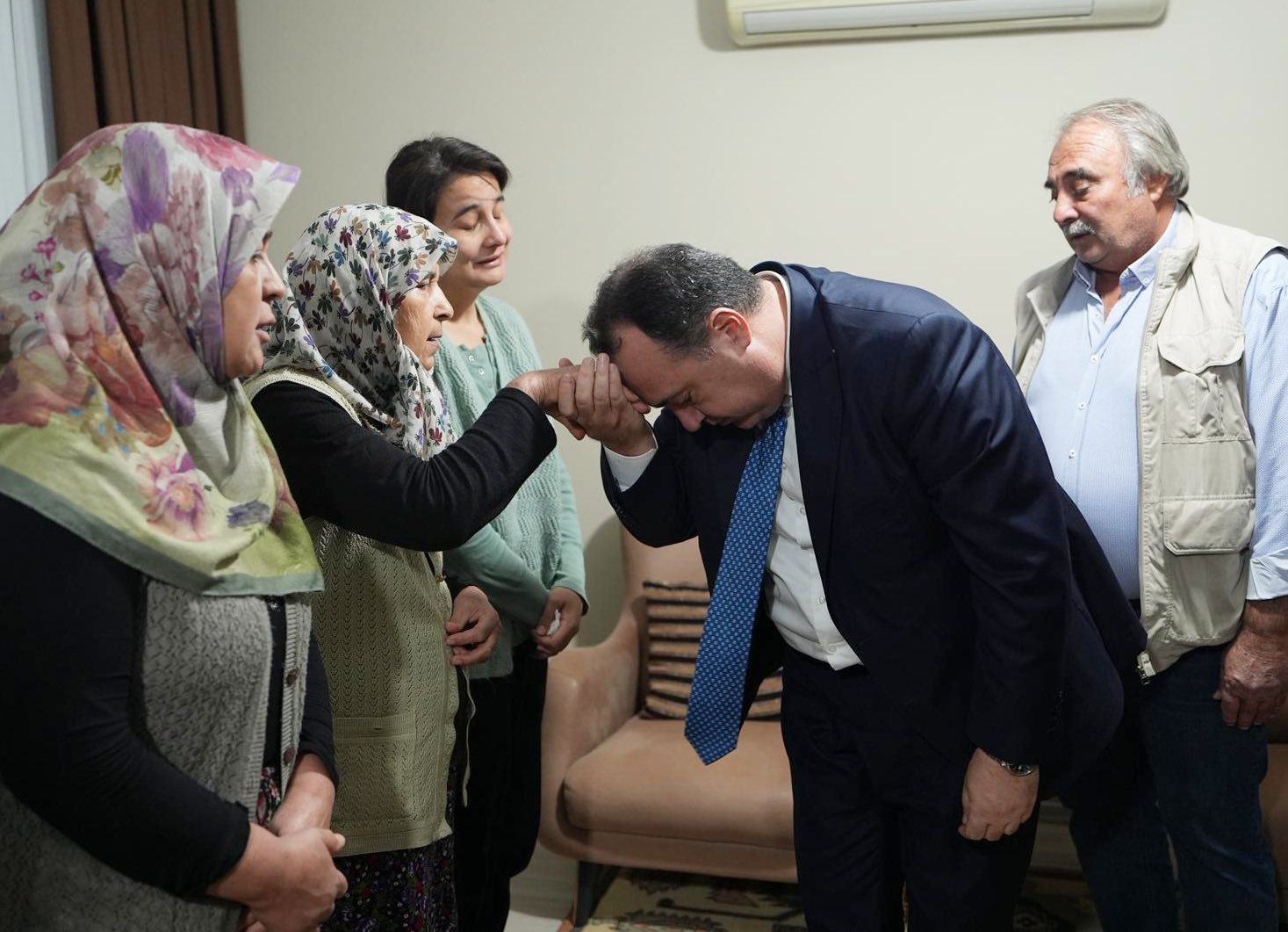 587085201 1433440201471328 5353281875738362189 N