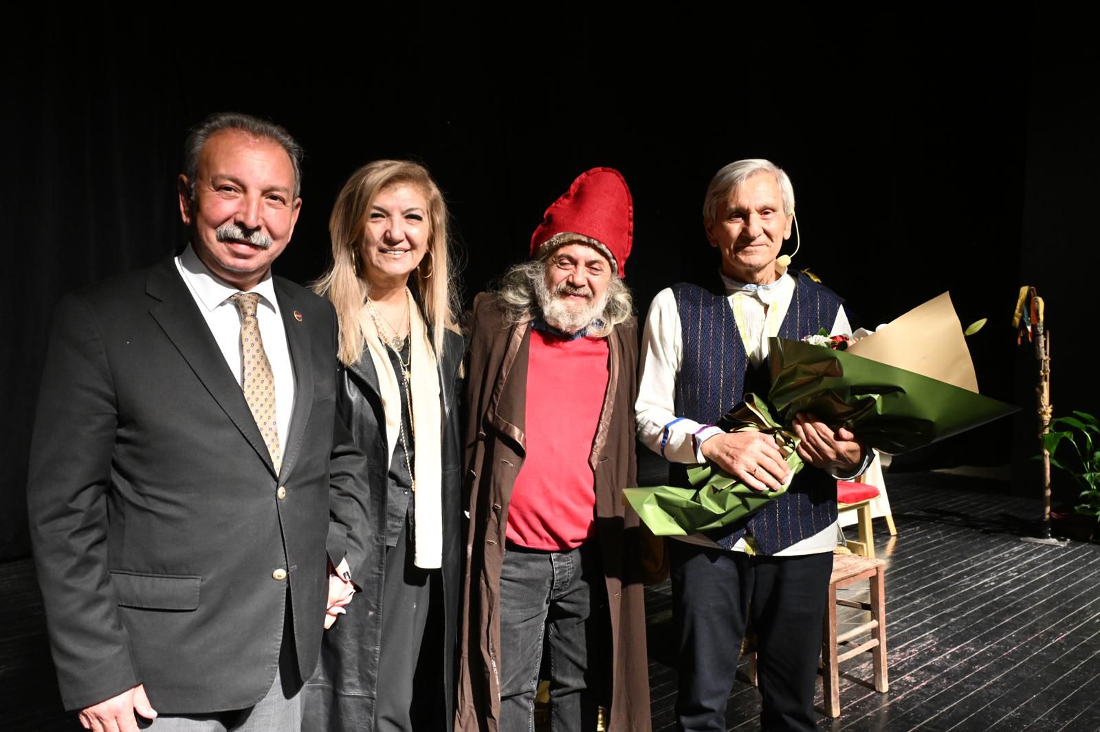 590423790 25842415458695547 2934905064456395756 N