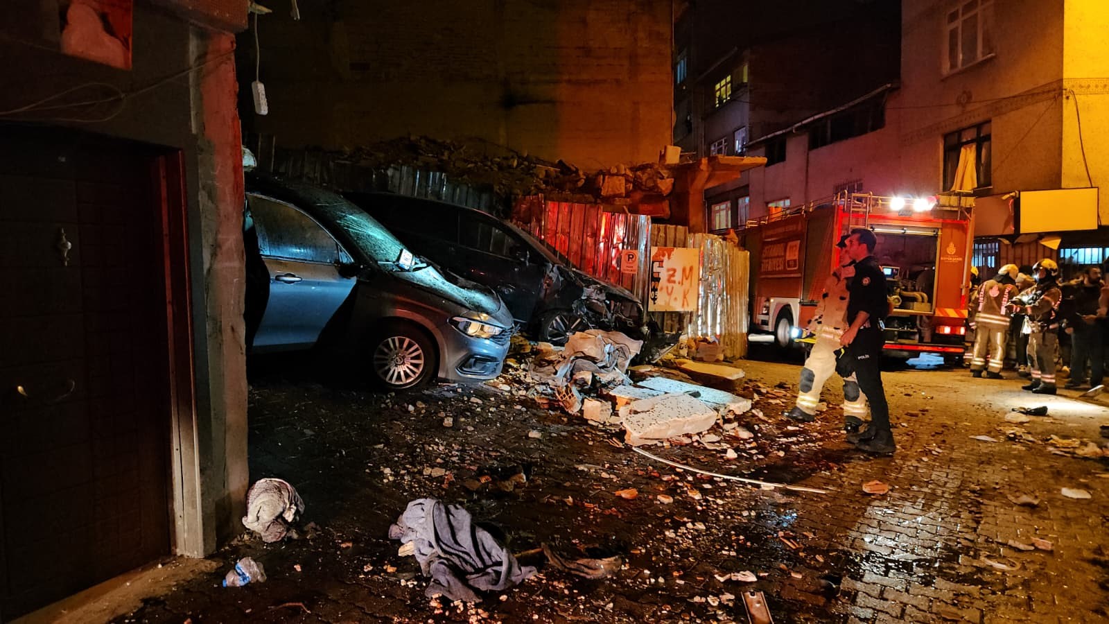 6 Katlı Binada Dehşet Anları! Doğal Gaz Patlaması Kamerada (5)