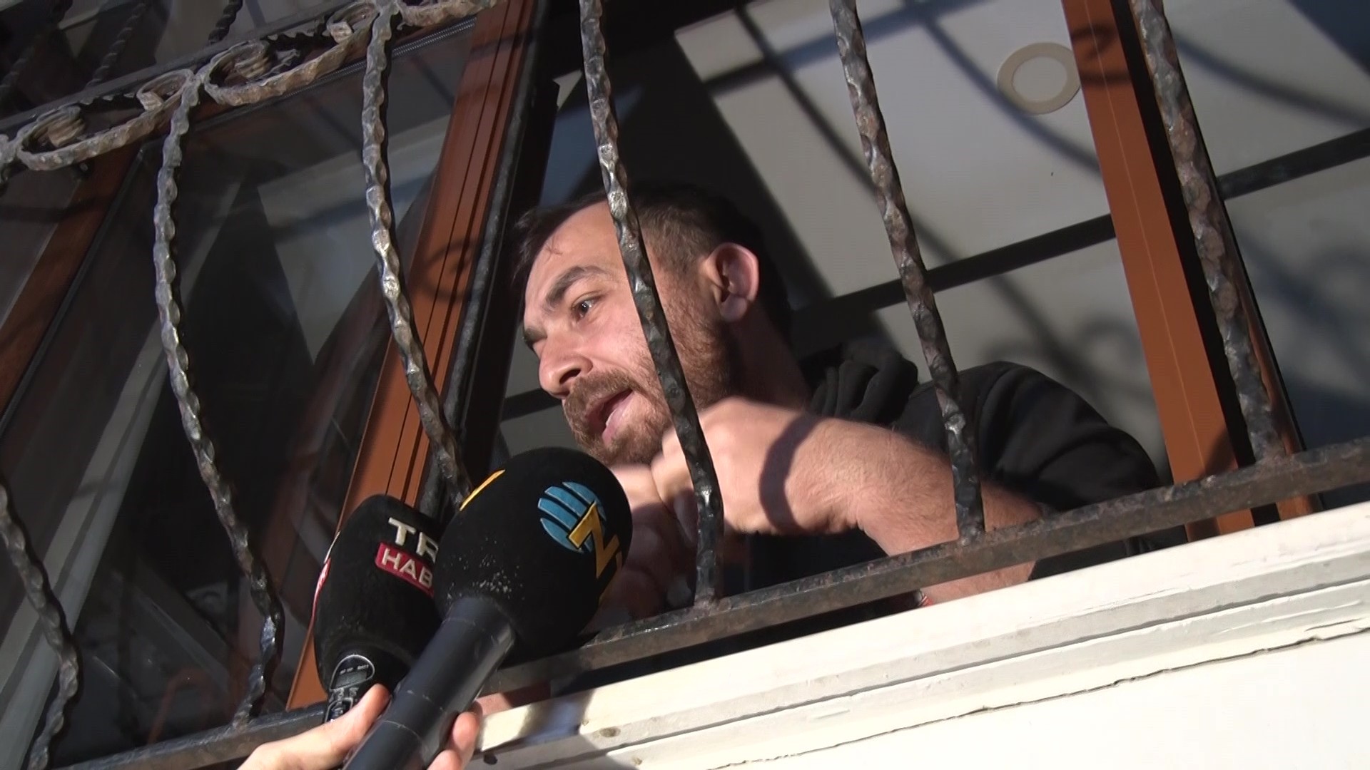 6 Katlı Binada Dehşet Anları! Doğal Gaz Patlaması Kamerada (7)