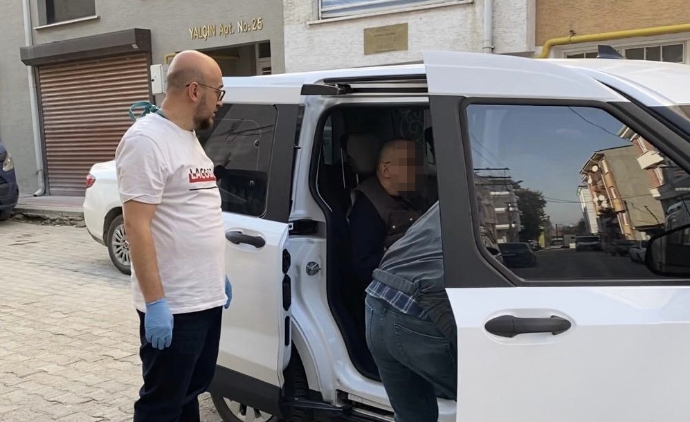 70 Yaşındaki Kadının Evdeki Şüpheli Ölümü Bıçakla Yaralanıp Hayatını Kaybetti (6)