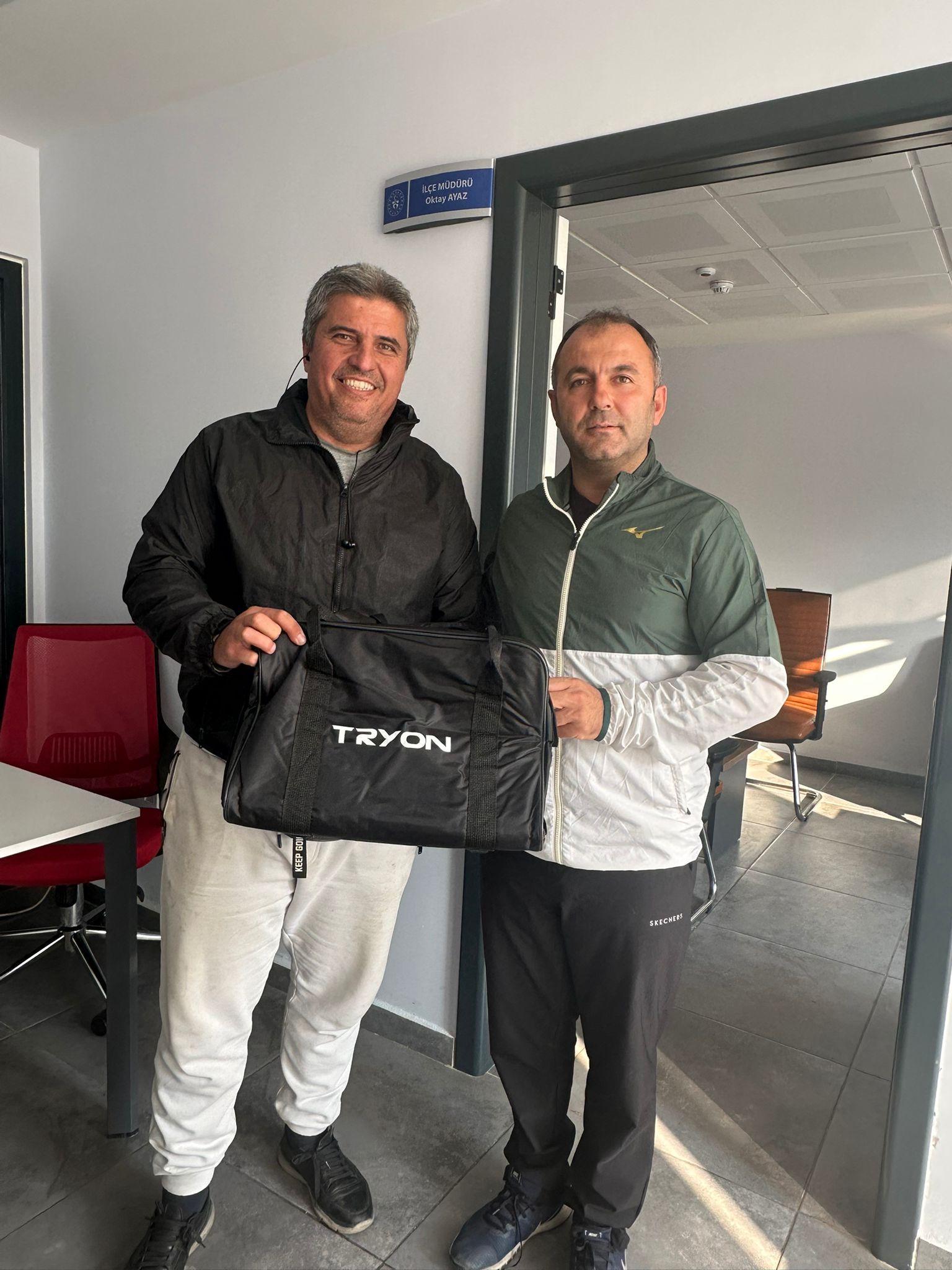 72F4F0Cf D7A0 4Cd4 B5Ab Da66B7179971