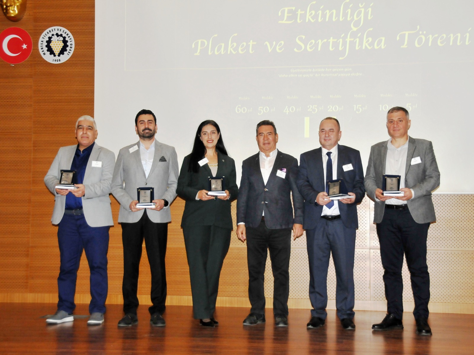 A0Cf2427 3626 4Afd B95B 1Ef0Feaf693A