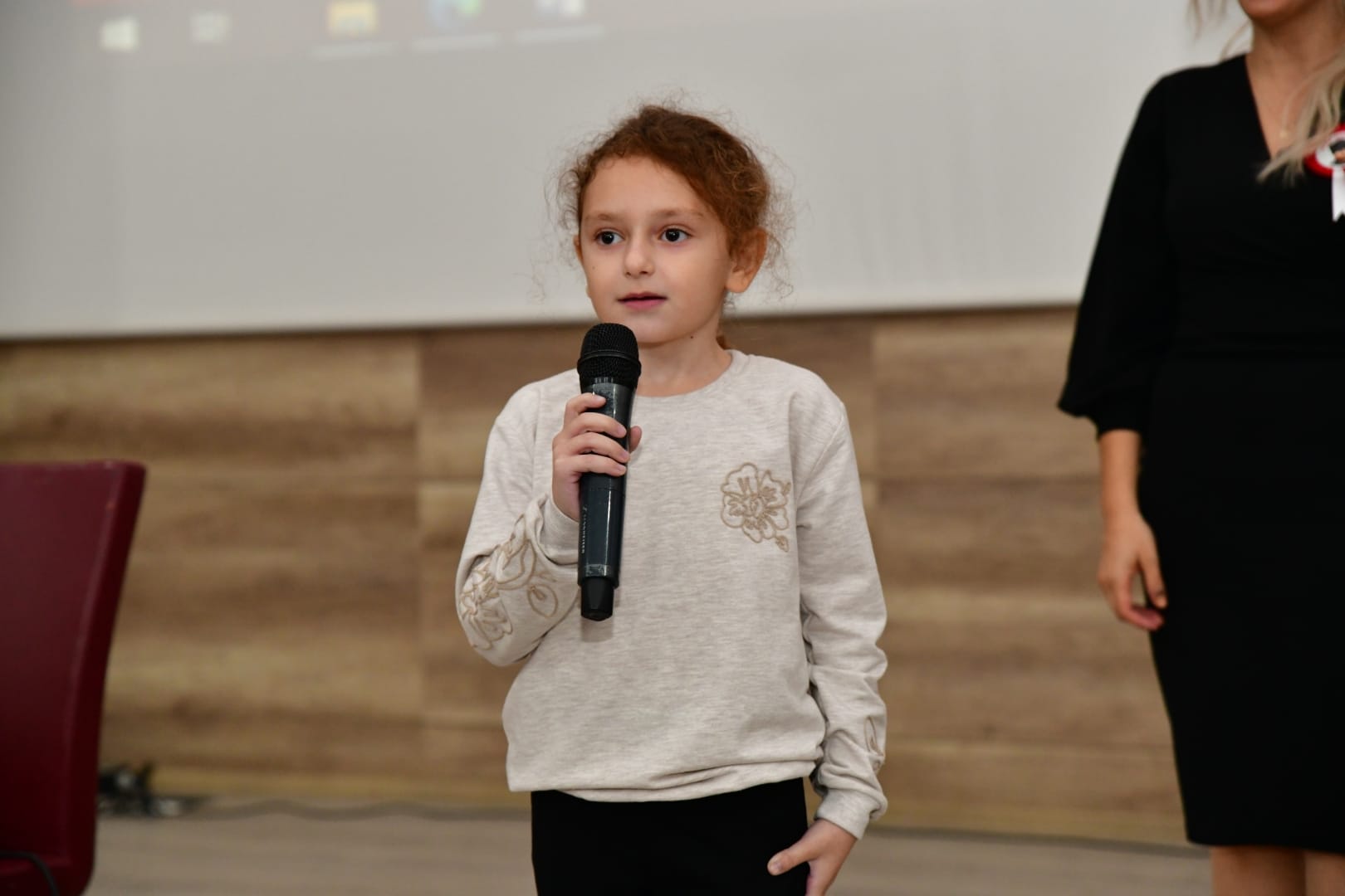 A470085A Ddd7 4478 A245 A11B7Ab348E3