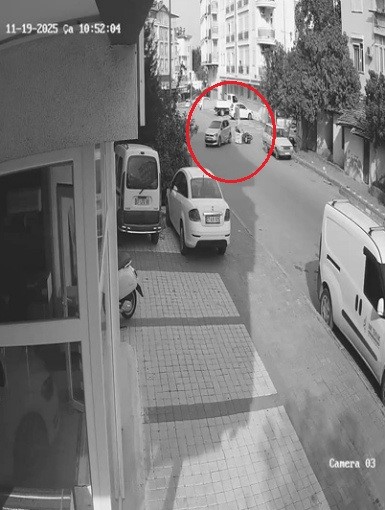 Acı Içinde Olmasına Rağmen Küçük Çocuğu Sakinleştirdi Motosiklet Sürücüsünün Hikayesi Yürekleri Isıttı (2)