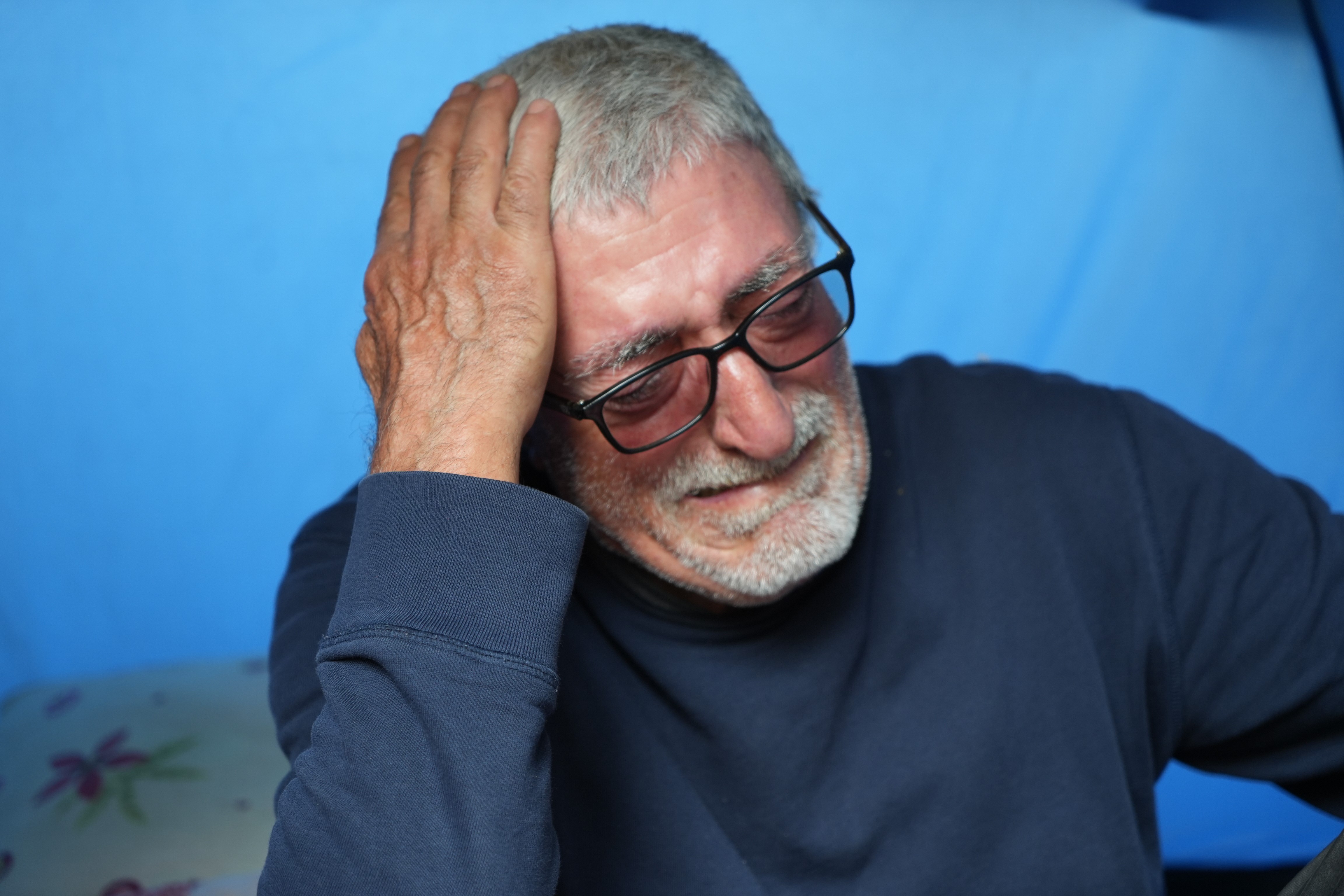 Affettiği Eşi Hayatını Kararttı Eşi Tarafından Bıçaklandı, Affetti, Şimdi Çadırda Yaşıyor (7)